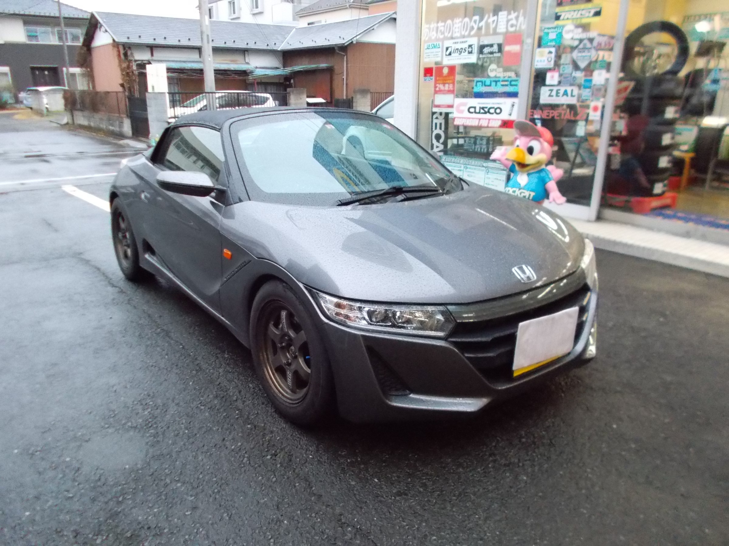 S660 エンジンオイル ミッションオイル交換 ホンダ S660 メンテナンス オイル バッテリー他 メンテナンス オイル バッテリー他 エンジンオイル交換 作業日誌 コクピット 川越 お店の得意技紹介