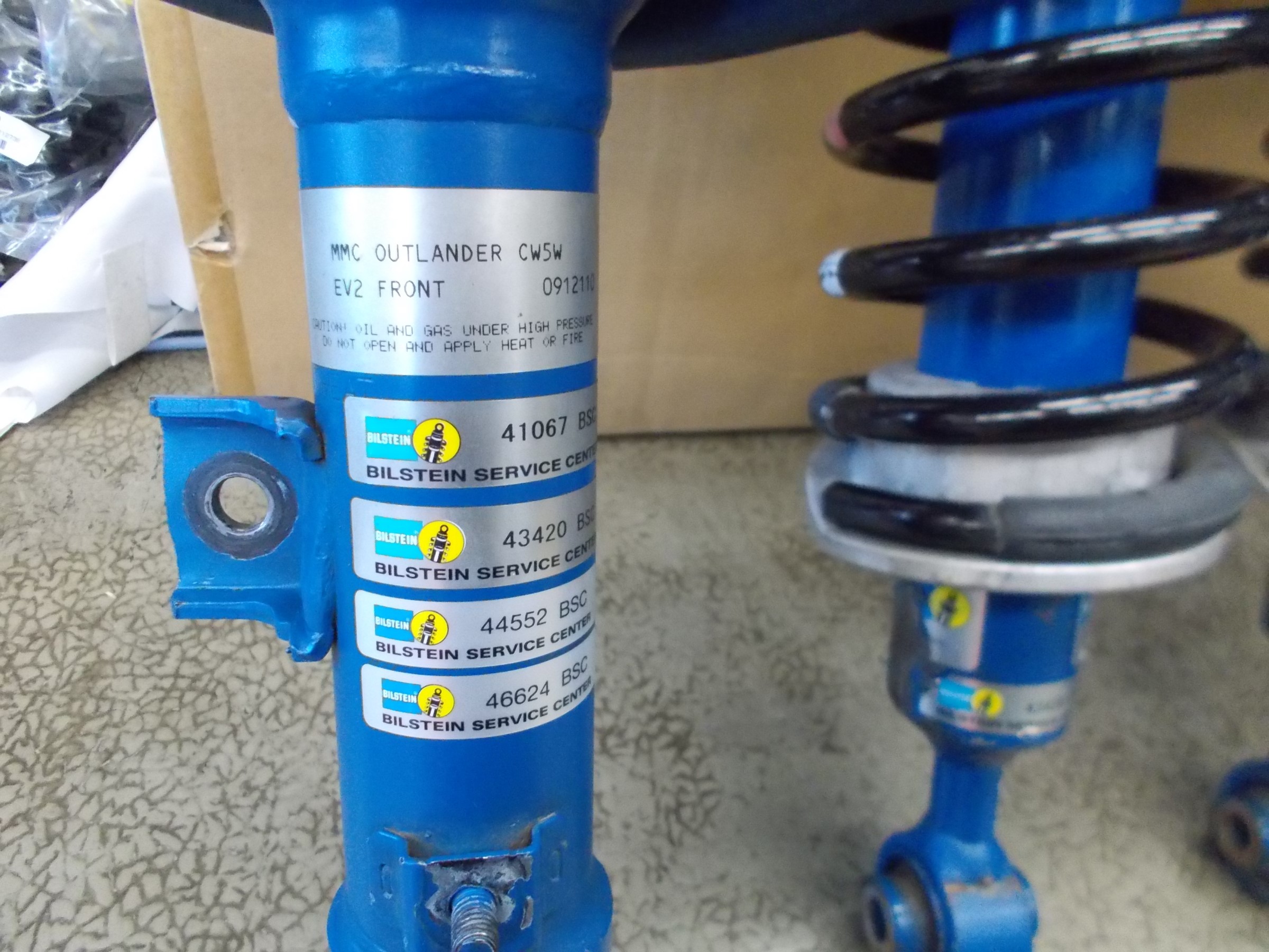 アウトランダー エナペタル製当店オリジナルショック