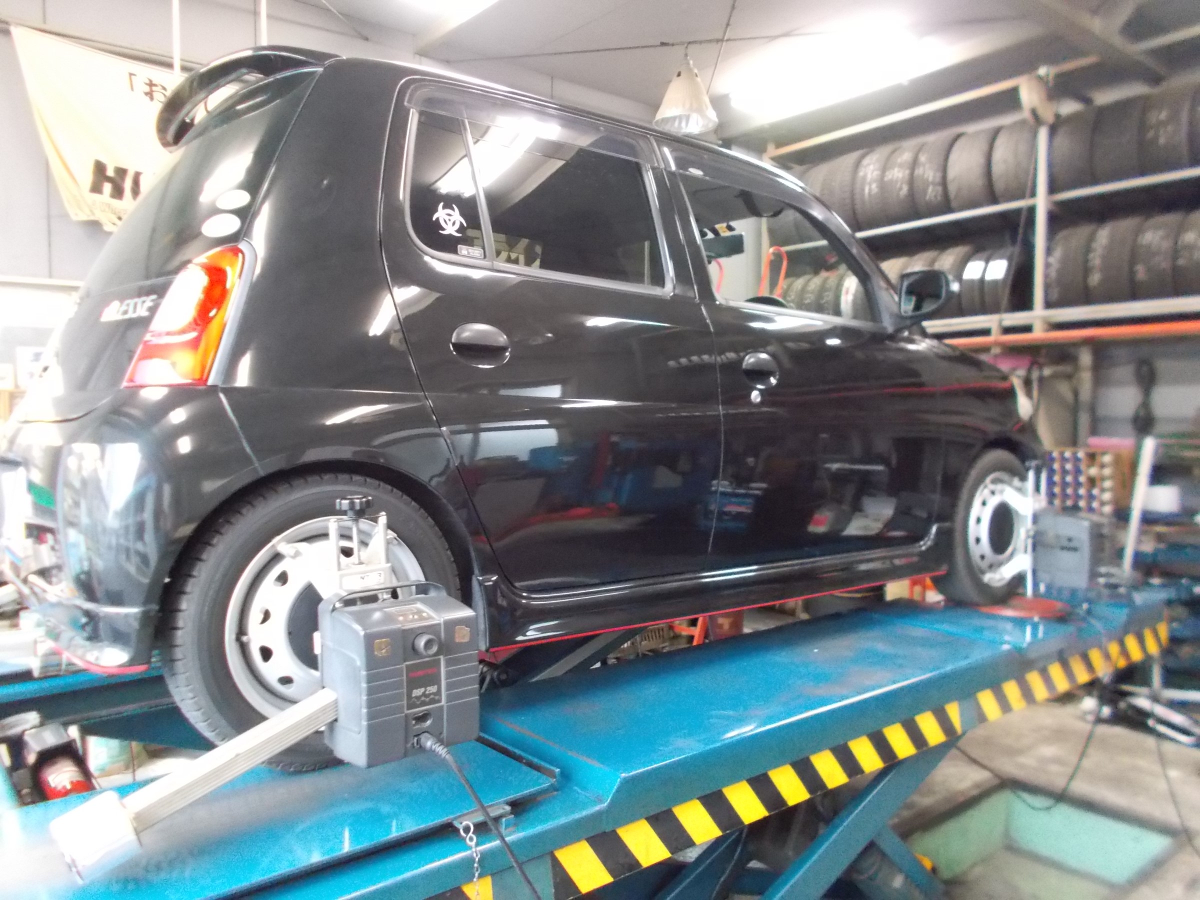 エッセ テイン製の車高調「FLEX-Z」装着＆アライメント作業