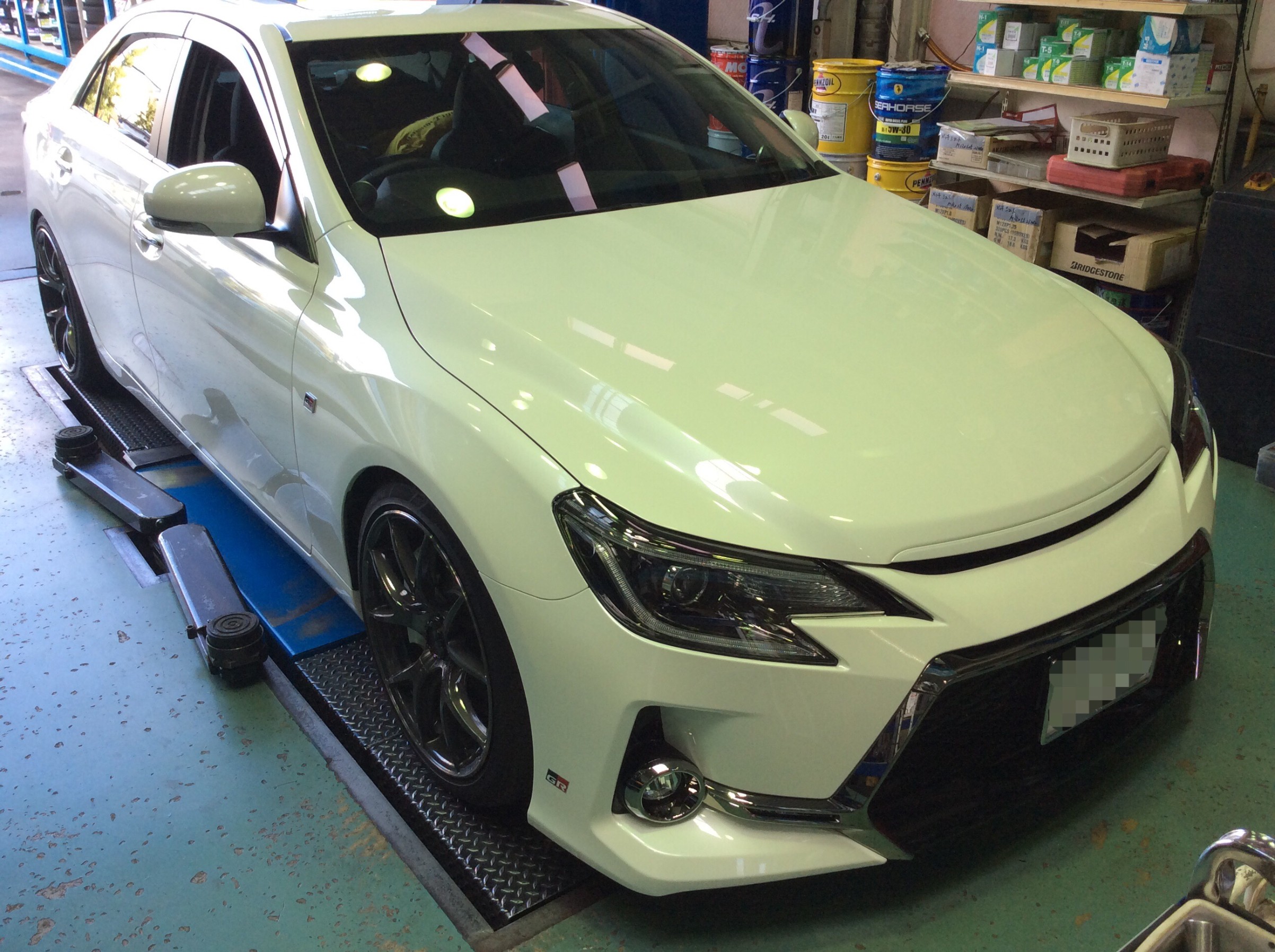 流用しました トヨタ マークx Grスポーツ エクステリア エクステリア エアロパーツ塗装 取付 スタッフ日記 コクピット 嵯峨野