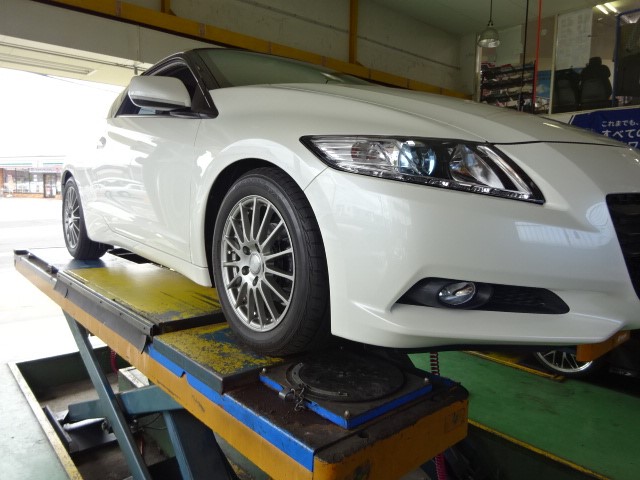 Cr Z ホイール交換 ホンダ Cr Z ホイール タイヤ タイヤ ホイール交換 スタッフ日記 コクピット さつま岸和田