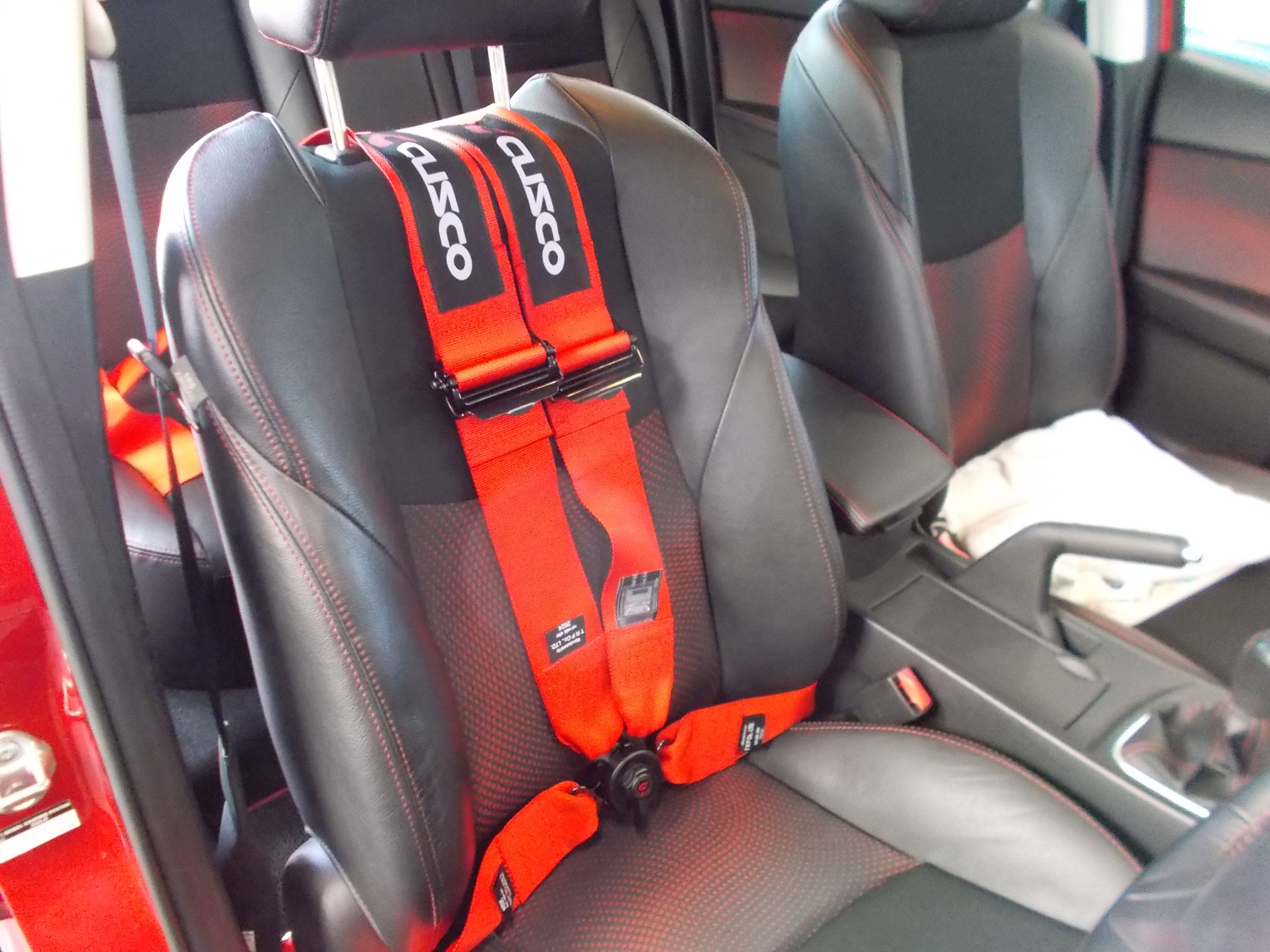 引出物 Prodrive レーシングハーネス 4点式 シートベルト ienomat.com.br