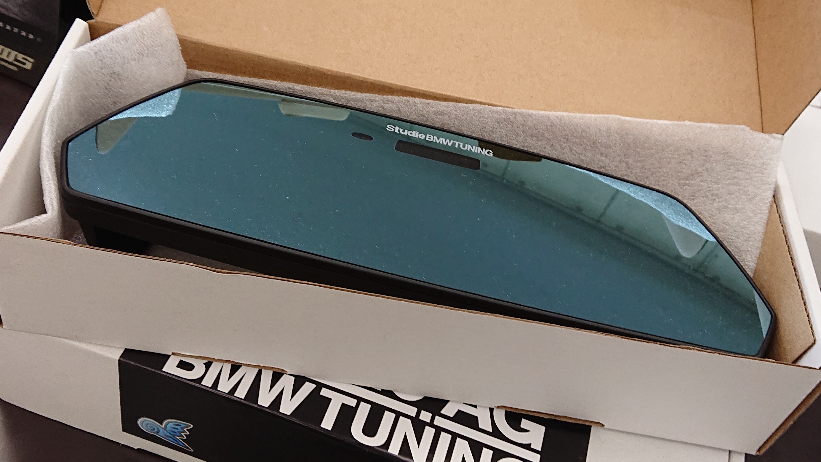 BMW E型＆F型と MINI F型オーナーへ❤ 新商品 Studie Wide Angle Rear View Mirror Type2 が早速入荷  ♪ | BMW インテリア インテリア > ステアリング/シート交換 | Feel Book | スタイルコクピット フィール | 車 のカスタマイズにかかわるスタッフより
