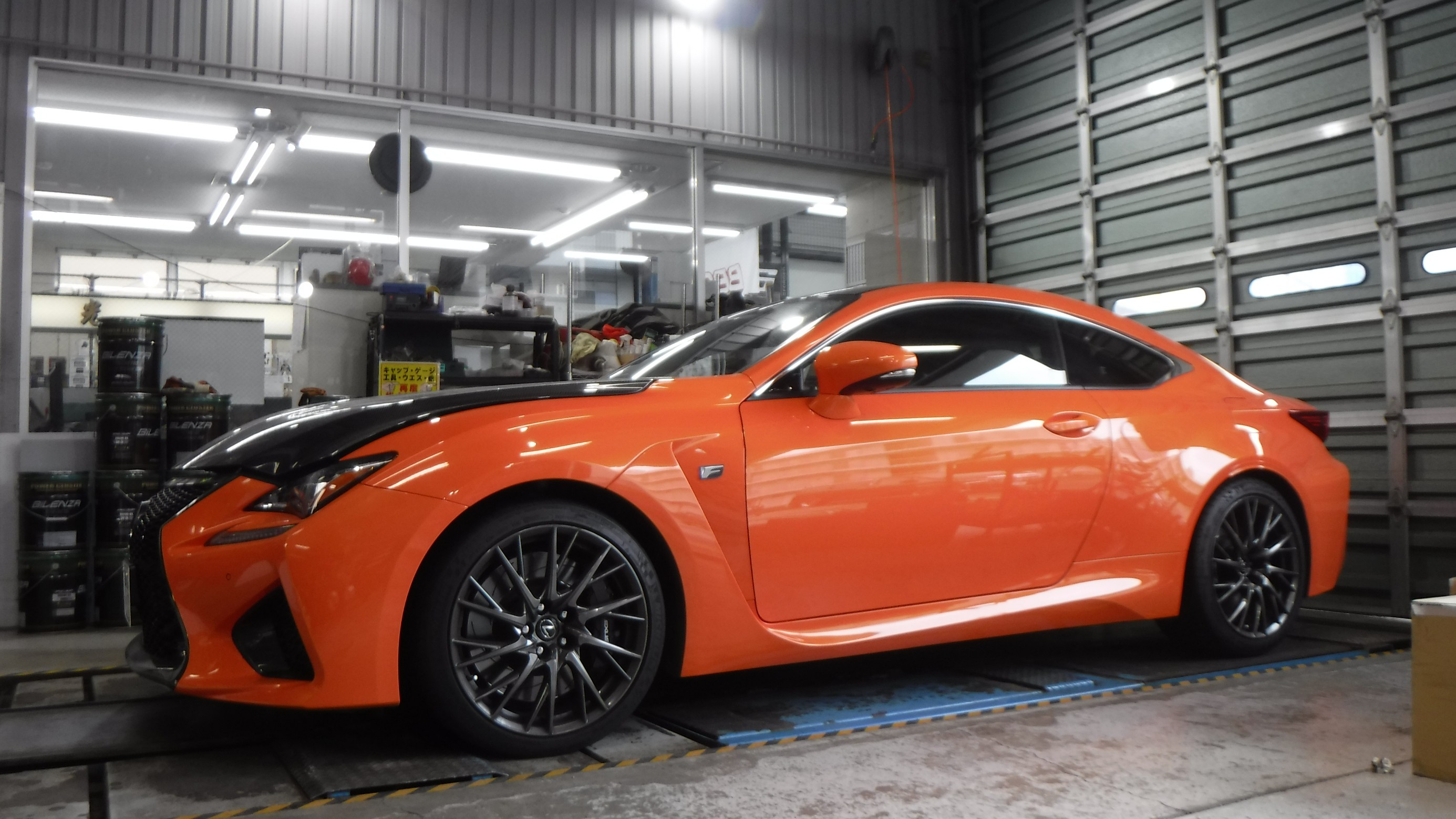 LEXUS USC10 RC-F カーボン エクステリア パッケージ の足回り