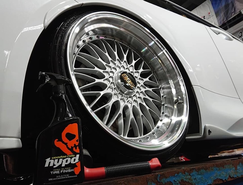 voodoo ride（ブードゥーライド）hypd（ハイプド）タイヤ保護コーティング | レクサス RC-F エクステリア タイヤ > タイヤ・ホイール交換  | Feel Book | スタイルコクピット フィール | 車のカスタマイズにかかわるスタッフより