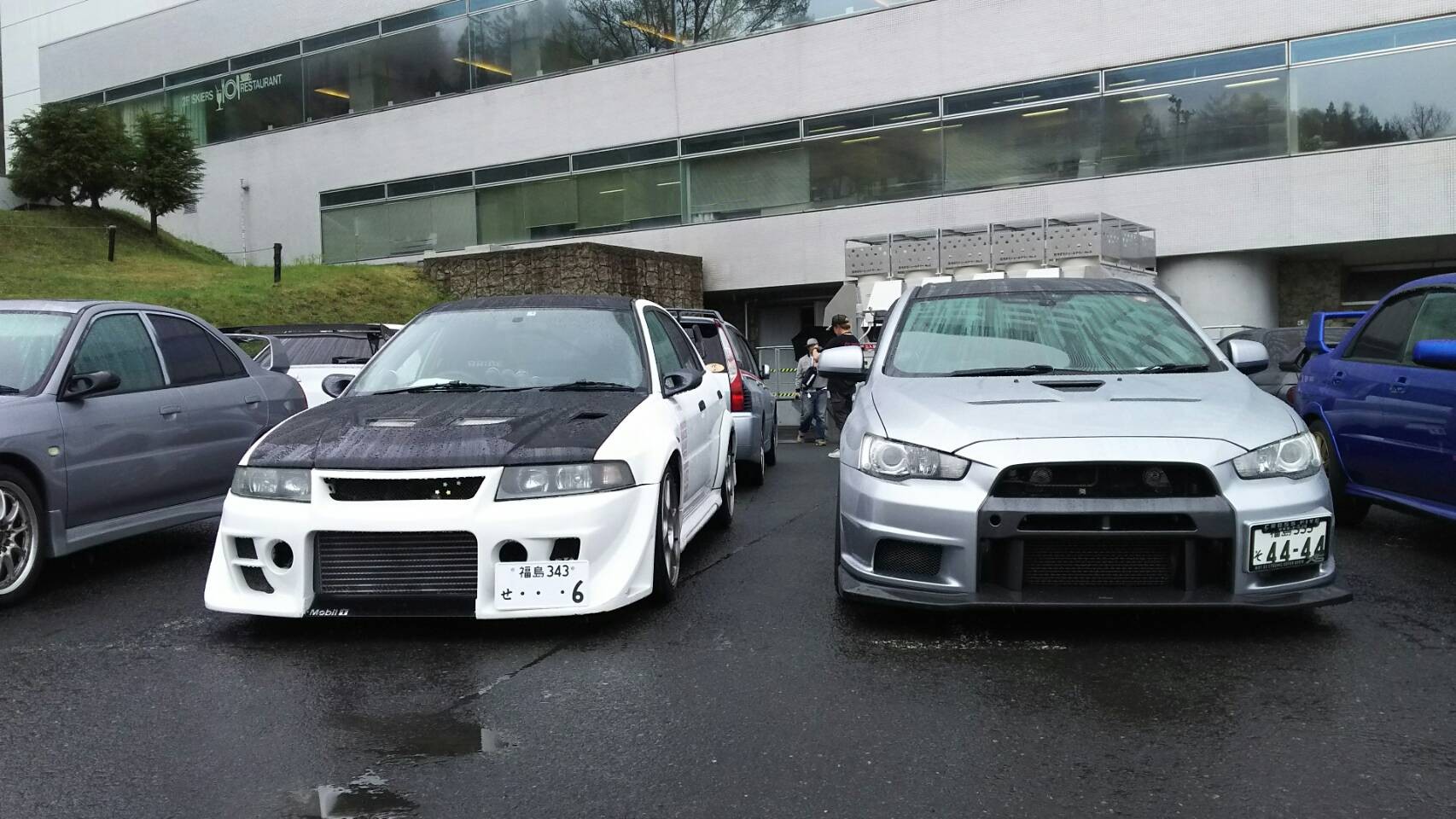 星と渡邊の車両なのでナンバーOKです