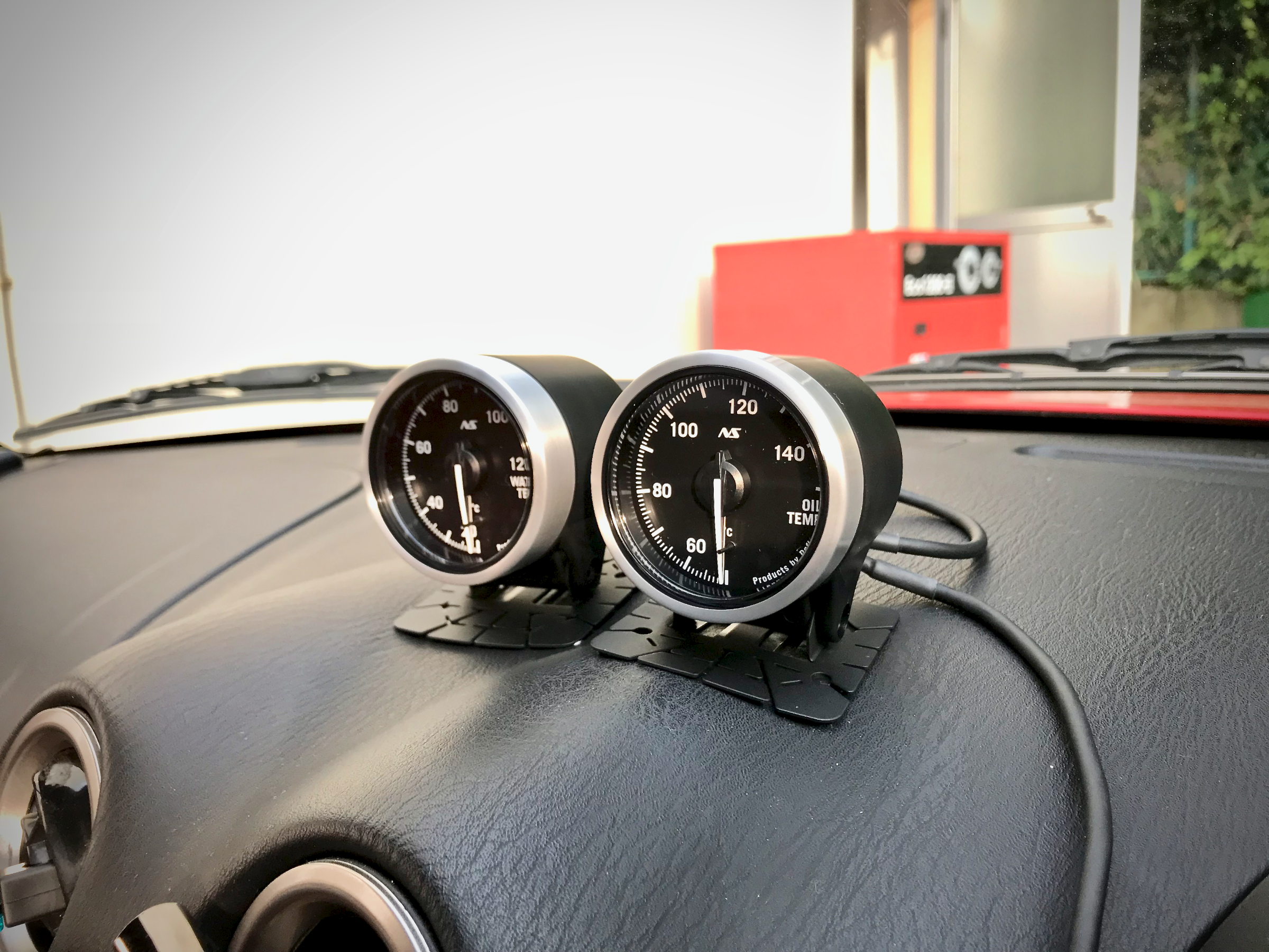 MAZDA NBロードスター　アルミラジエーター　メーター不明　ドリフトグリップ MAZDA NBロードスター アルミラジエーター メーター不明
