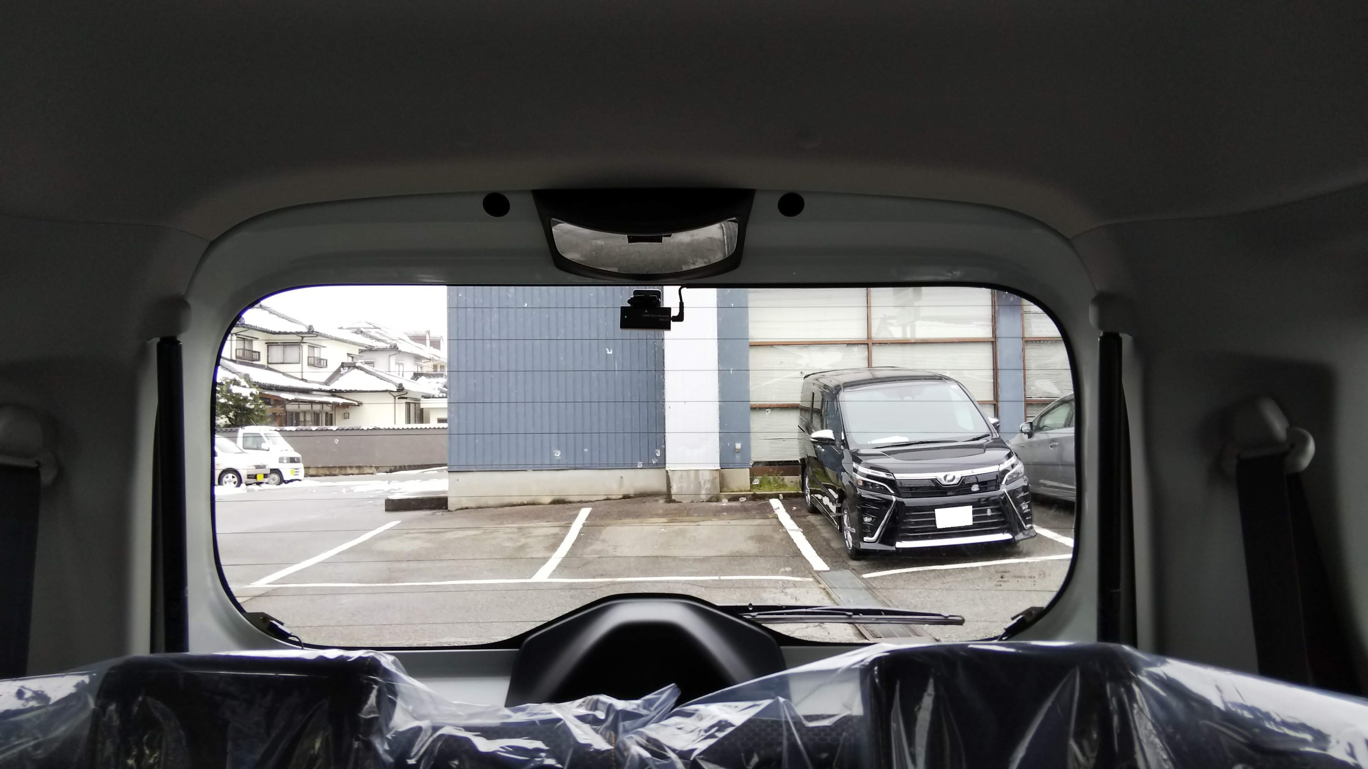 一番人気のドライブレコーダー Av カーナビ ドライブレコーダー Etc スタッフ日記 コクピット 魚津 車のカスタマイズにかかわるスタッフより