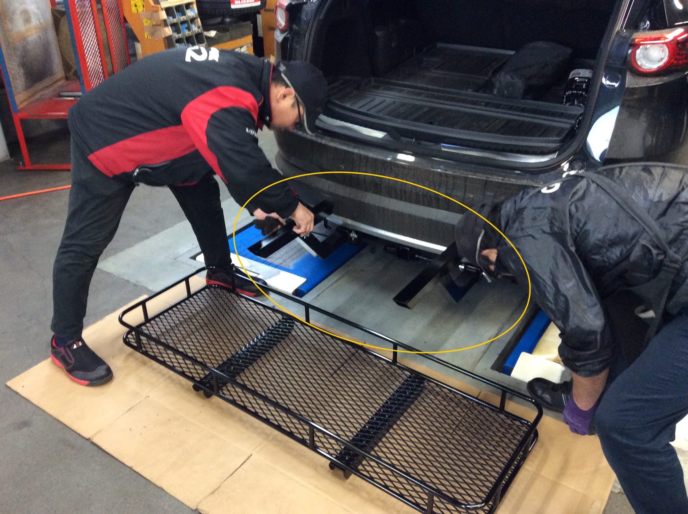 こんな便利なキャリアがあります マツダ Cx 8 エクステリア エクステリア エアロパーツ塗装 取付 スタッフ日記 コクピット モリオカ 車のカスタマイズにかかわるスタッフより