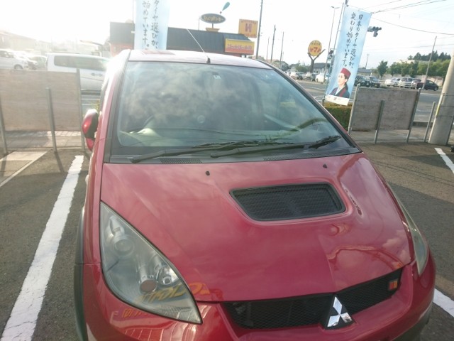 コルトラリーアートバージョンr メーター交換 三菱 コルト インテリア Hid Led その他電装系 その他各種チューニングパーツ取付 スタッフ日記 コクピット 107 車のカスタマイズにかかわるスタッフより