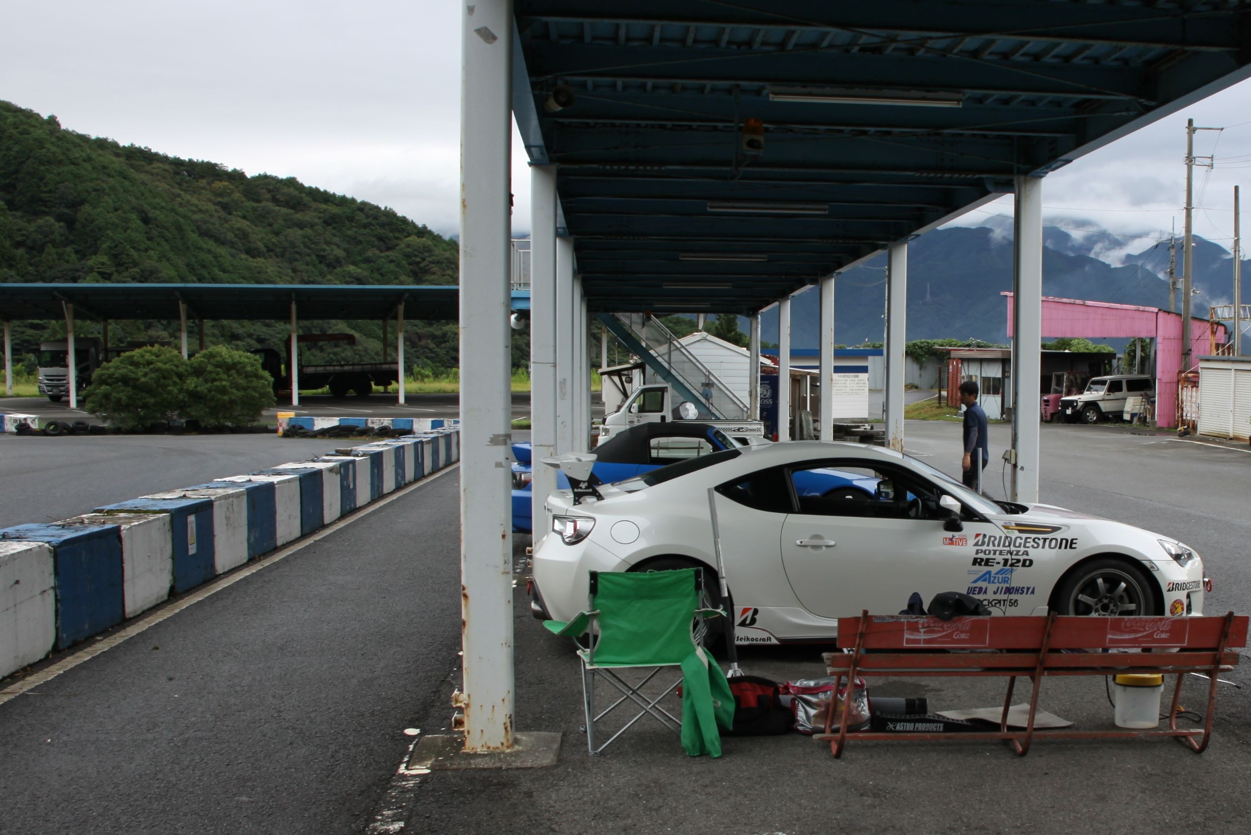 足回りのセッティング 三好の クルマで遊べ コクピット 56 お店の得意技紹介