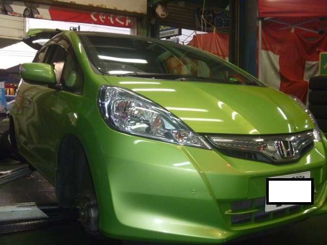 防錆コーティング施工 防せい剤 店舗日記 コクピット 麻生 車のカスタマイズにかかわるスタッフより