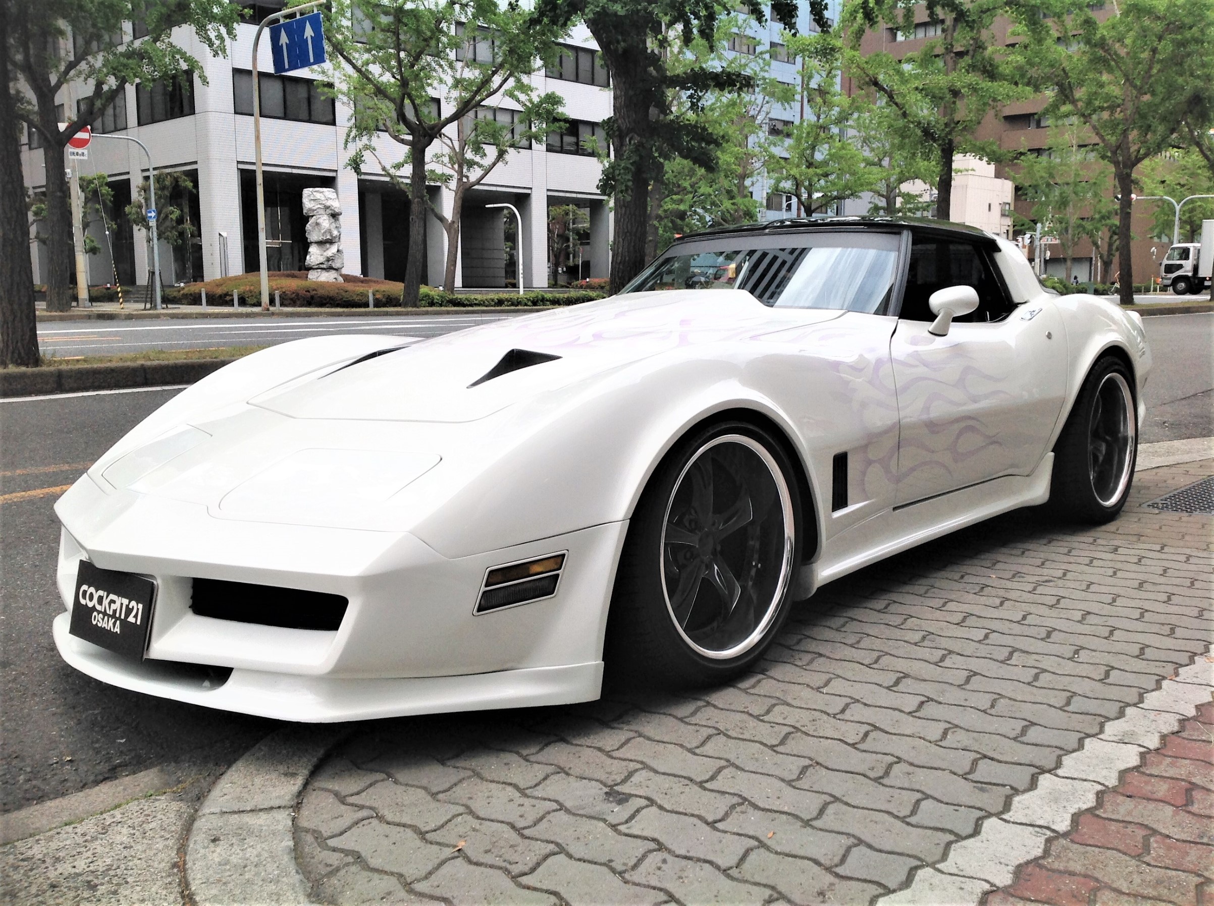 コルベットc3 シボレー シボレーコルベット スタッフ 日記 コクピット 21大阪 車のカスタマイズにかかわるスタッフより