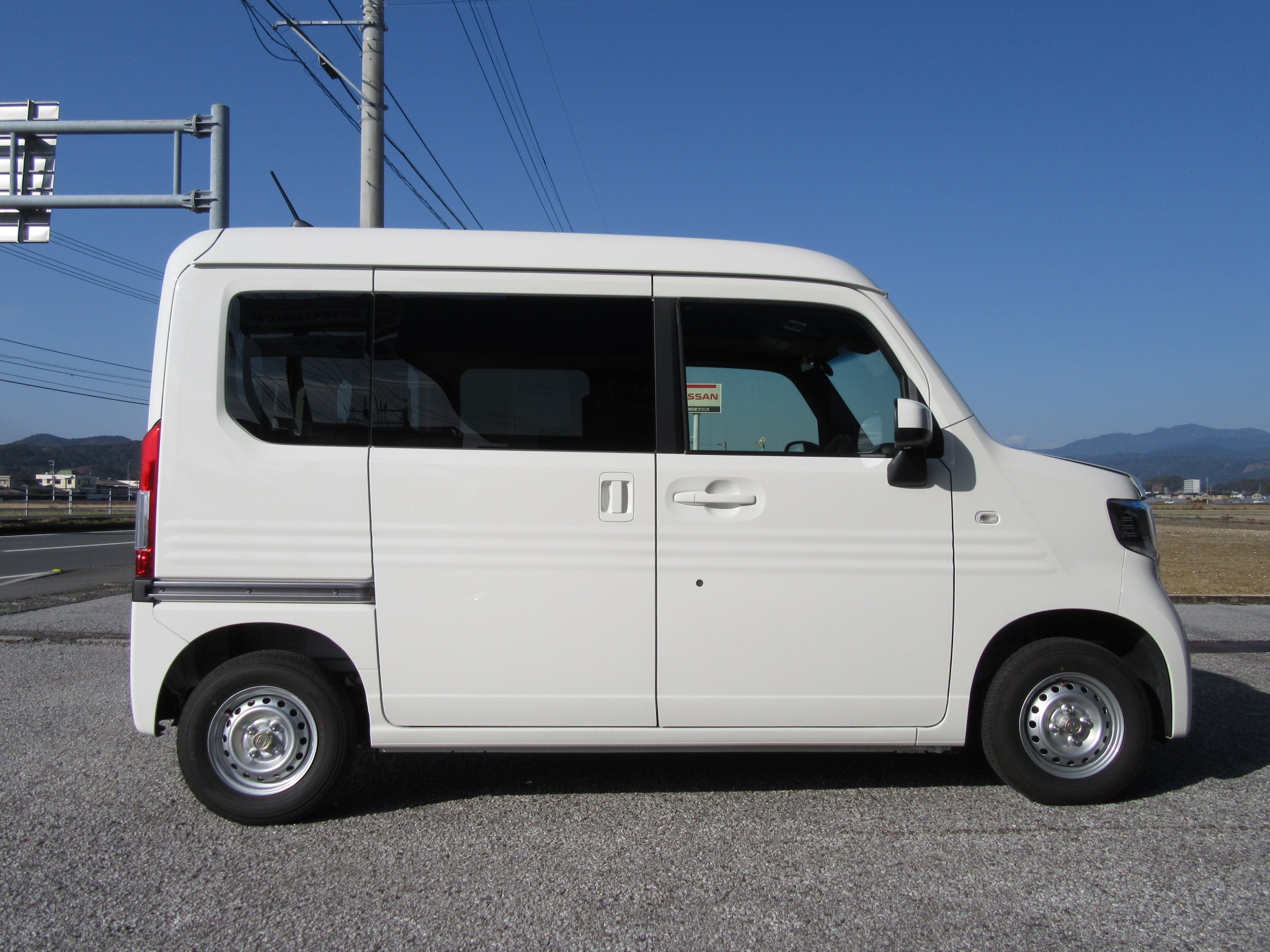 仕事の効率アップはローダウンから ホンダ 店長アサコのブログ コクピット 55 車のカスタマイズにかかわるスタッフより