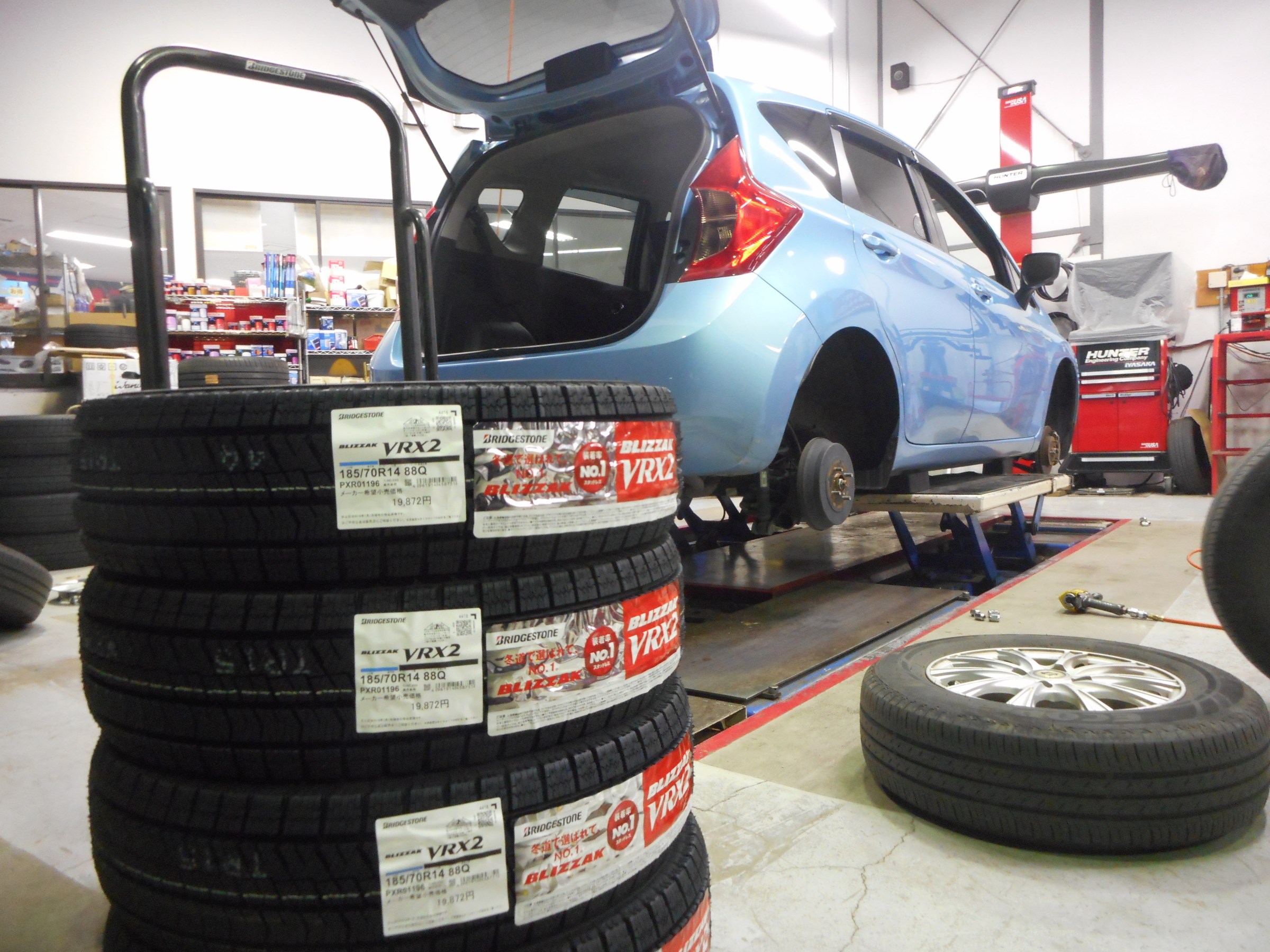 スタッドレスタイヤ交換 | スタッフ日記 | コクピット 名取 | 車の