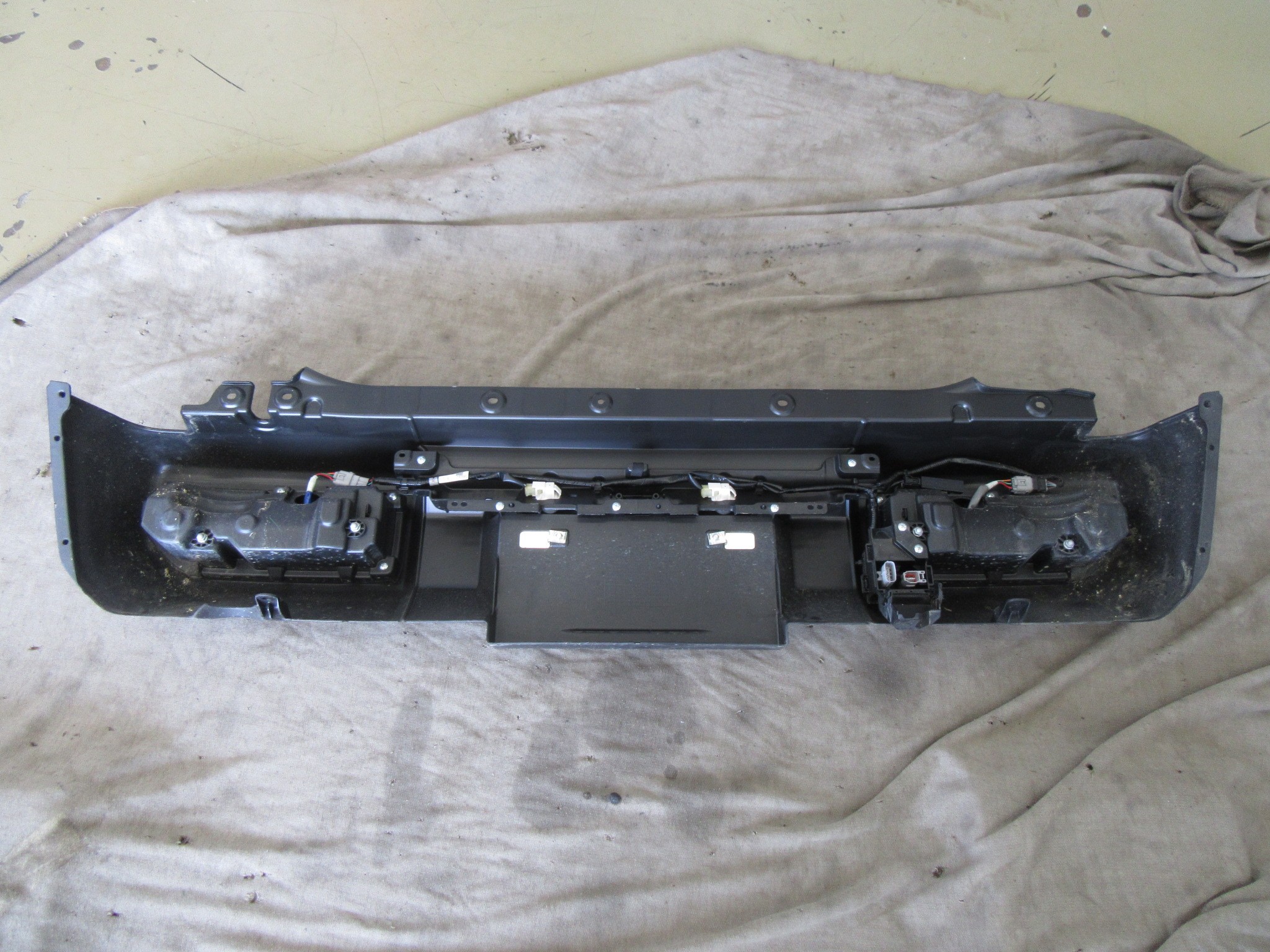 新型ジムニー Jb64w にナビとバックカメラの取り付け そしてもちろんあれも スズキ ジムニー 店長アサコのブログ コクピット 55 車のカスタマイズにかかわるスタッフより