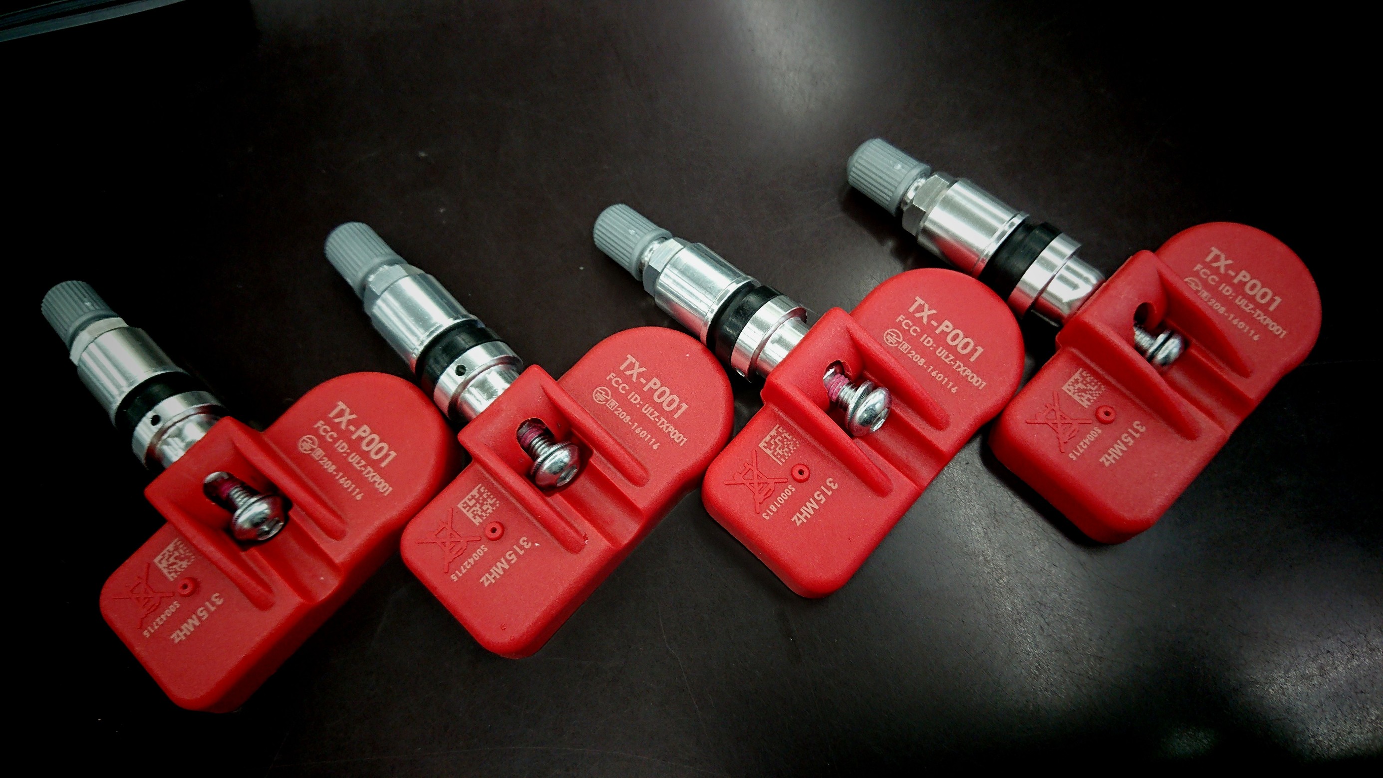 TPMS（タイヤ空気圧管理システム）センサーの 販売始めました
