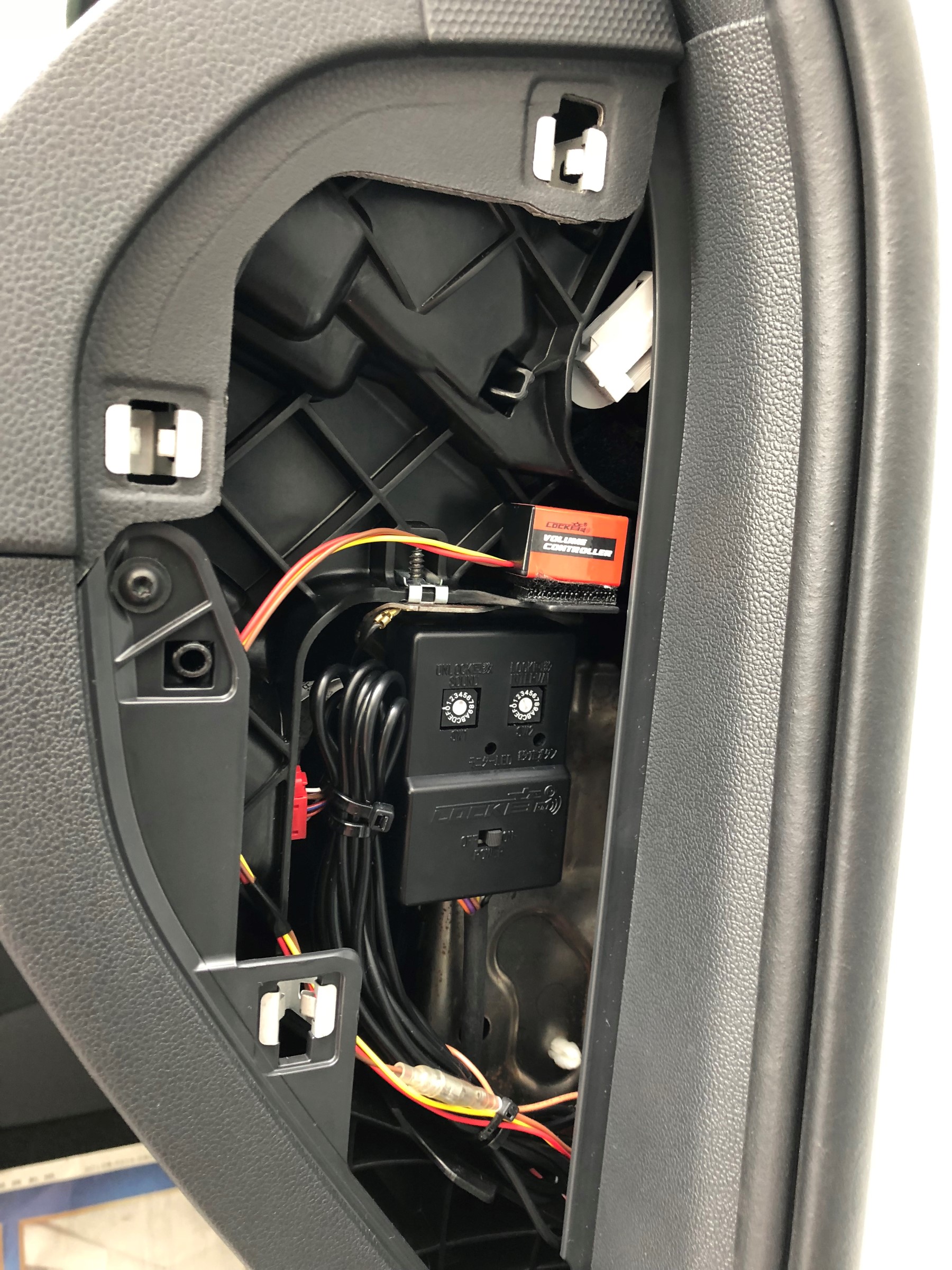 Autel スキャナー MaxiDAS DS808K OBD2 診断スキャンツール 200ドルアダプター付き 双方向制御 ECUコーディング 2023年更新 MP808 DS808 DS708 MS906 全システム