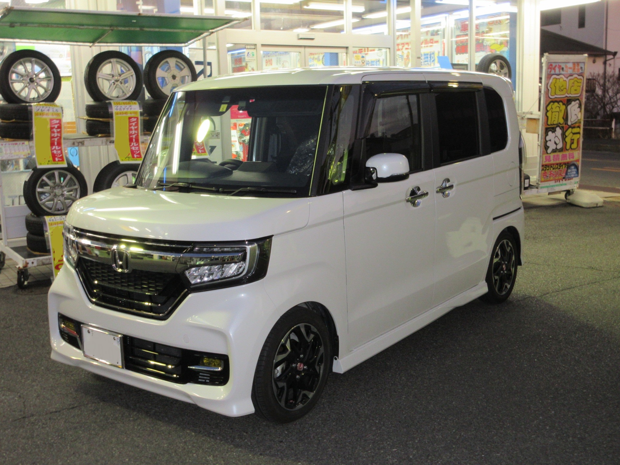 N Boxカスタムに車高調取り付け ホンダ N Boxカスタム 足まわり サスペンション ブレーキ 足まわり サスペンション ブレーキ サスペンションパーツ関連取付 Staff日記 コクピット さつま貝塚 車のカスタマイズにかかわるスタッフより