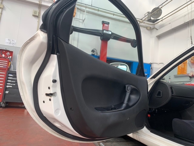 ◇MAZDA RX-7 [FD3S] サスペンションキット取付&4輪アライメント&ドア