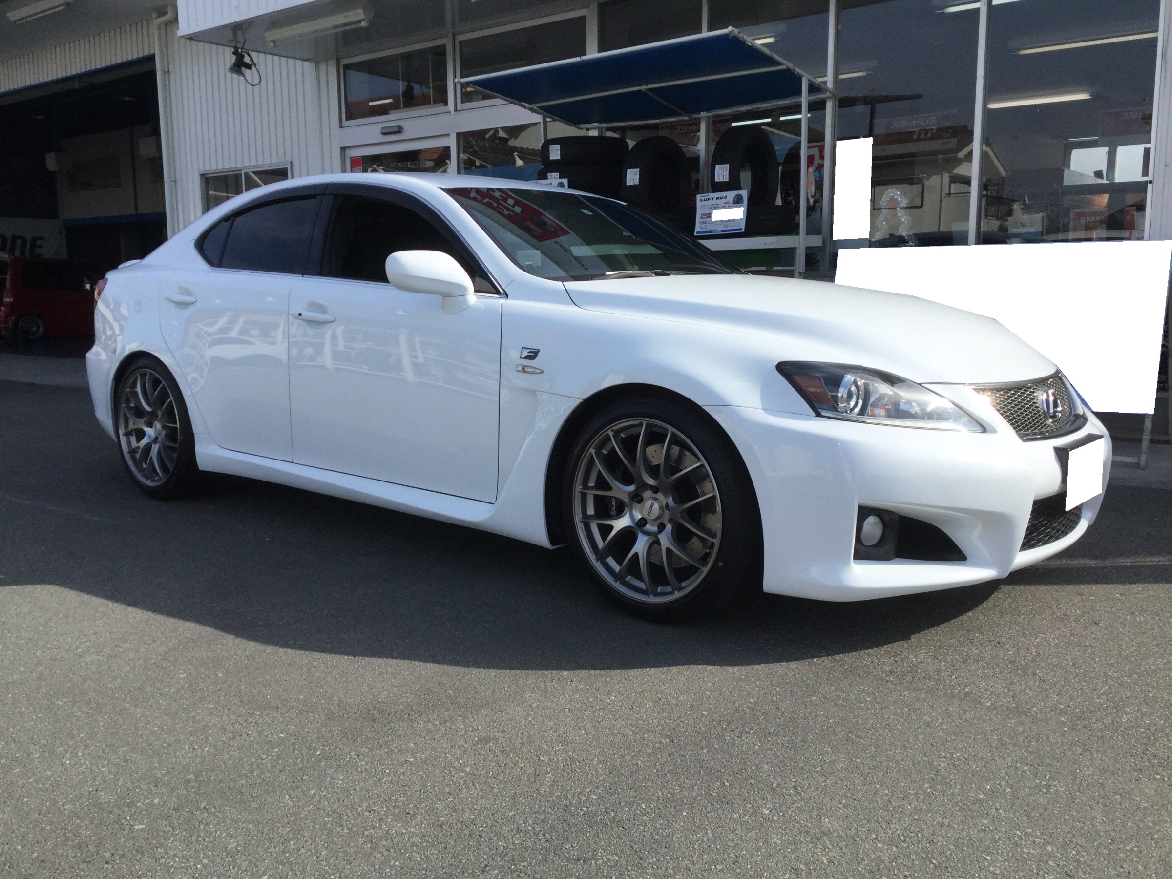 レクサスIS レイズ VOLK RACING G27 PM‐LE お取り付け！！ | スタッフ