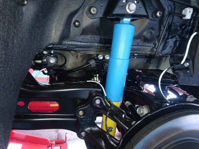 AYH30 アルファード × BILSTEIN B6 ダンパーキット | トヨタ
