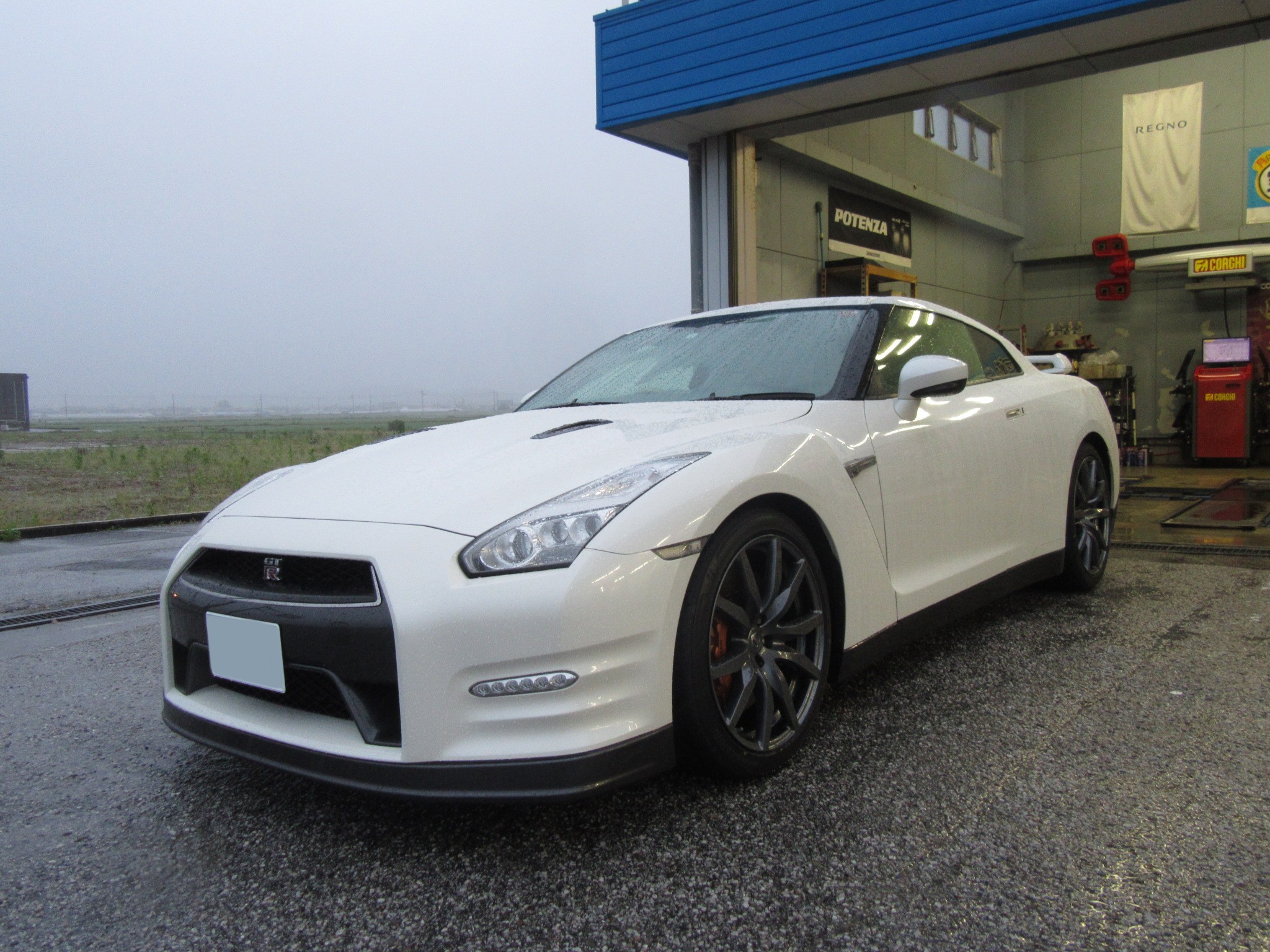 さらに楽しくなりました！R35GT-RにPOTENZA S007Aを取り付け