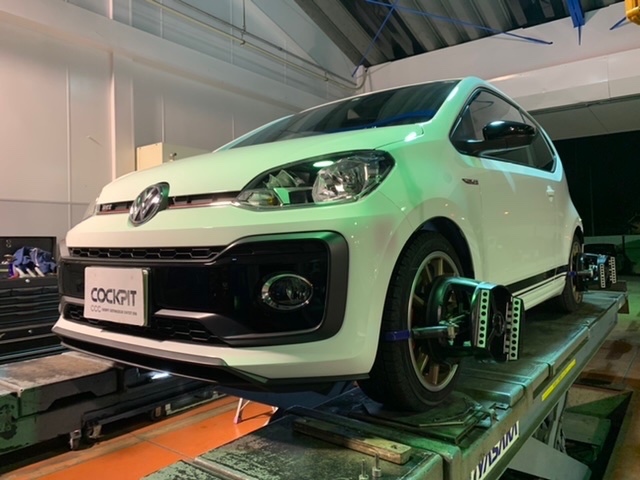 ◇Volkswagen up! GTI KW Ver.1サスペンションキット取付◇ | スタッフ