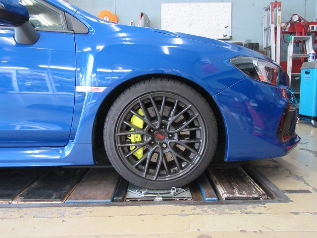 WRXにはこの車高調がオススメ！WRX STI（VAB）に「クスコ STREET ZERO A」を取り付け | スバル WRX STI |  店長アサコのブログ | コクピット 55 | 車のカスタマイズにかかわるスタッフより