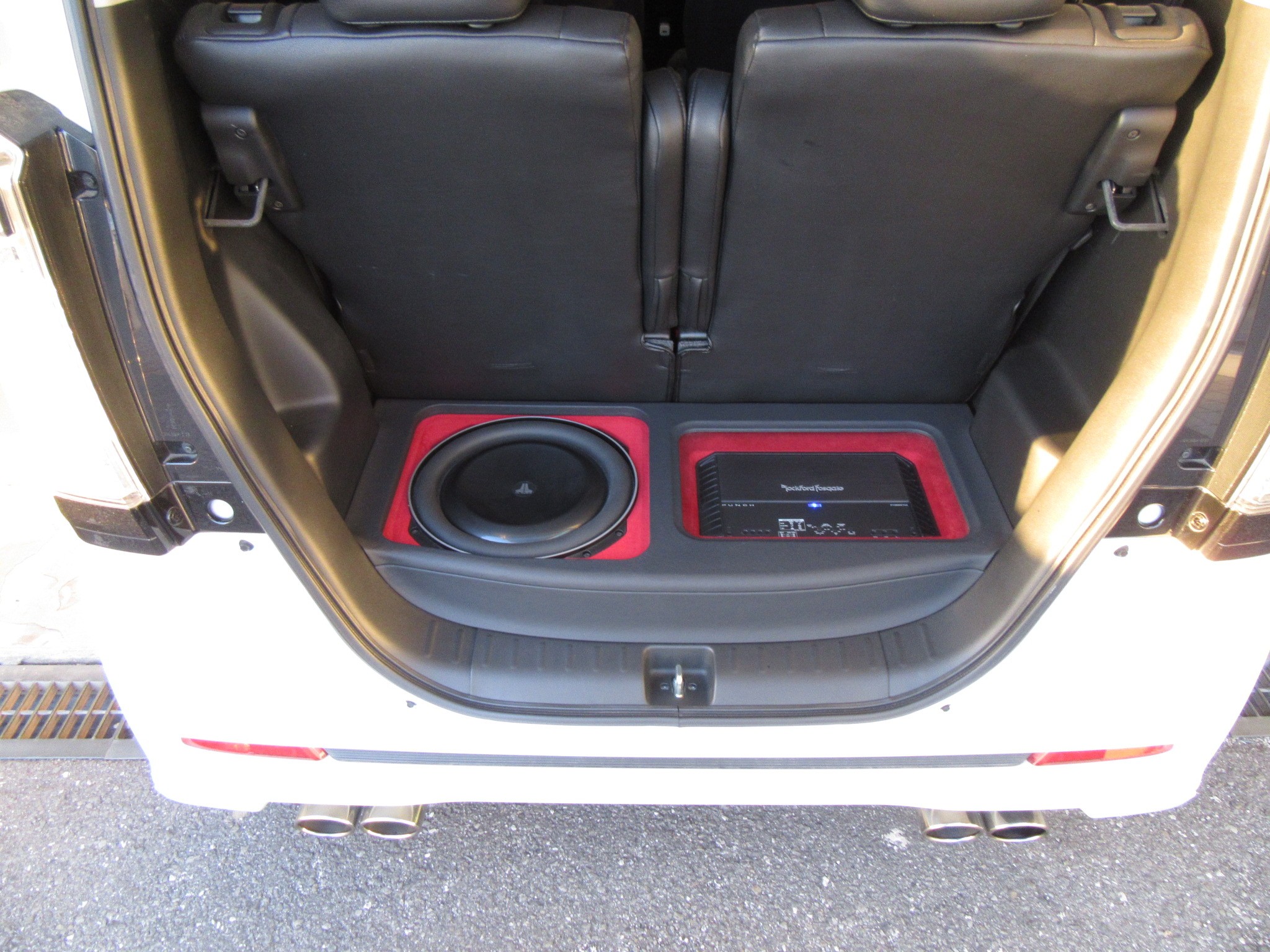 大人気のドライブレコーダー Brex ブレックス c510 c5 を N Boxカスタムに前後で取り付け ホンダ N Boxカスタム 店長アサコのブログ コクピット 55 車のカスタマイズにかかわるスタッフより