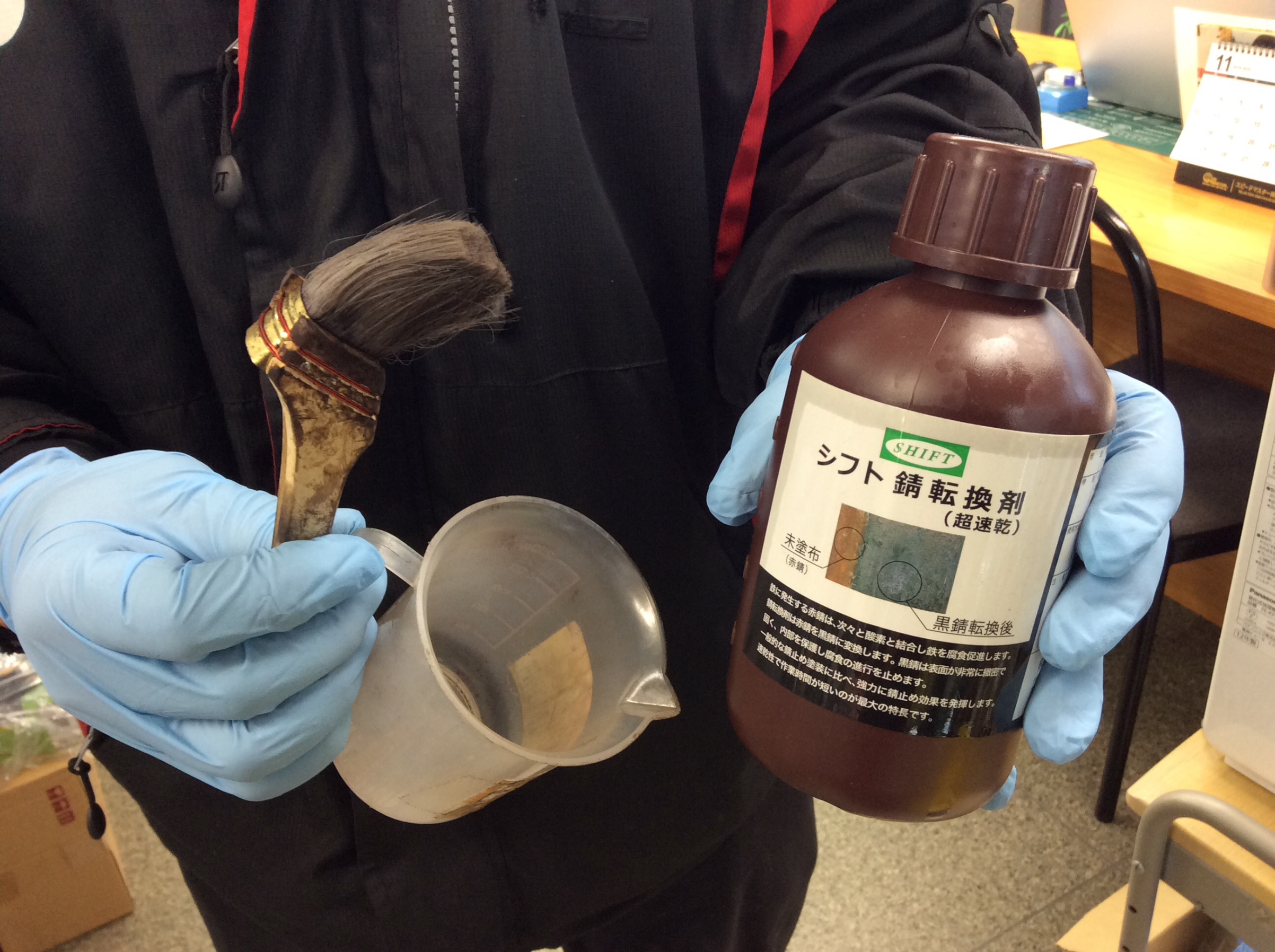 クルマの下廻りをコーティング剤で錆からガード 足まわり サスペンション ブレーキ 防せい剤 スタッフ日記 コクピット モリオカ 車 のカスタマイズにかかわるスタッフより