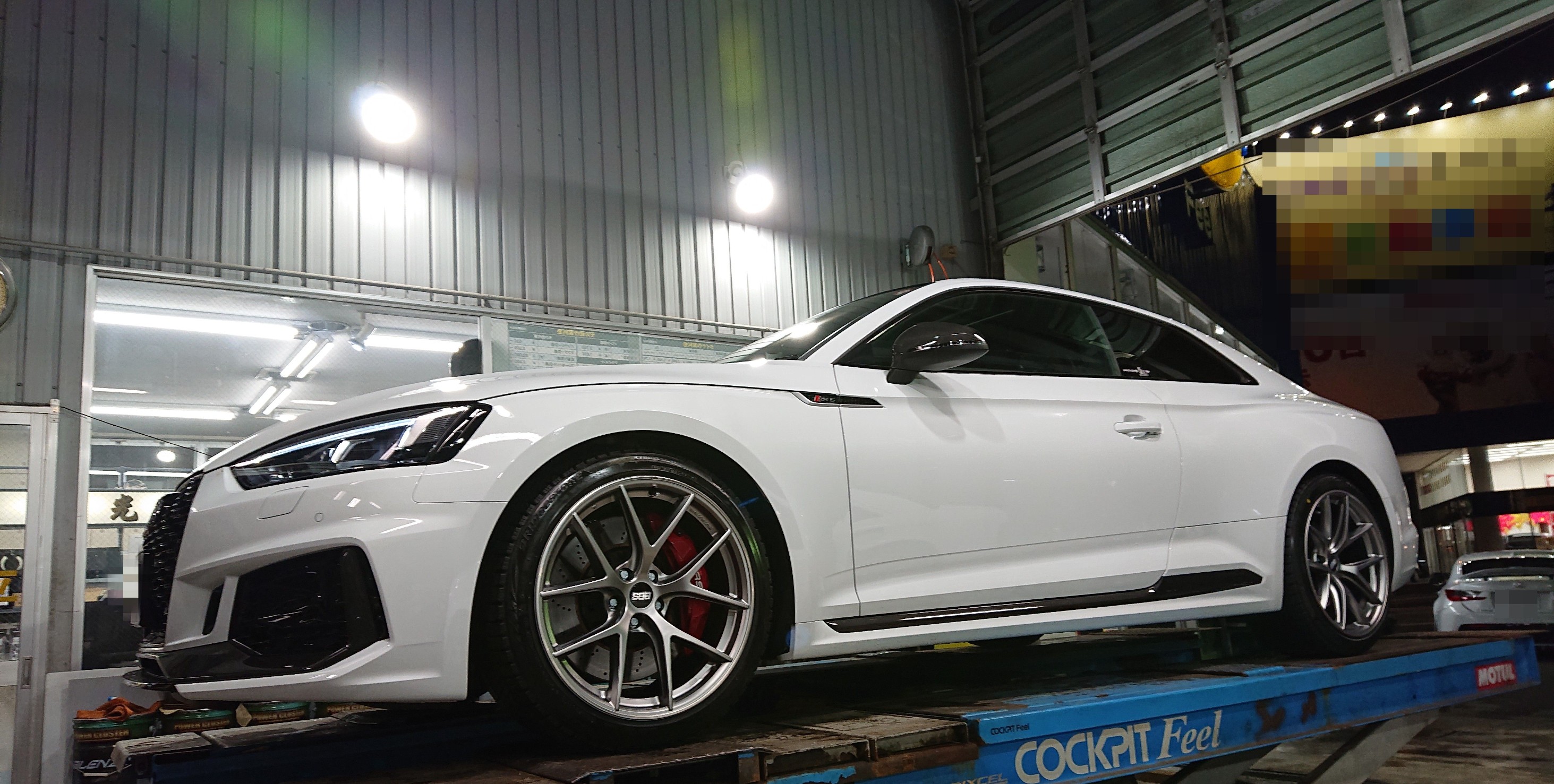 BBS-CI-R ニュルブルクリンクエディション19インチホイールベンツアウディ ハイパフォーマンスクーペの冬道に !! BLIZZAK VRX2 & BBS Germany CI