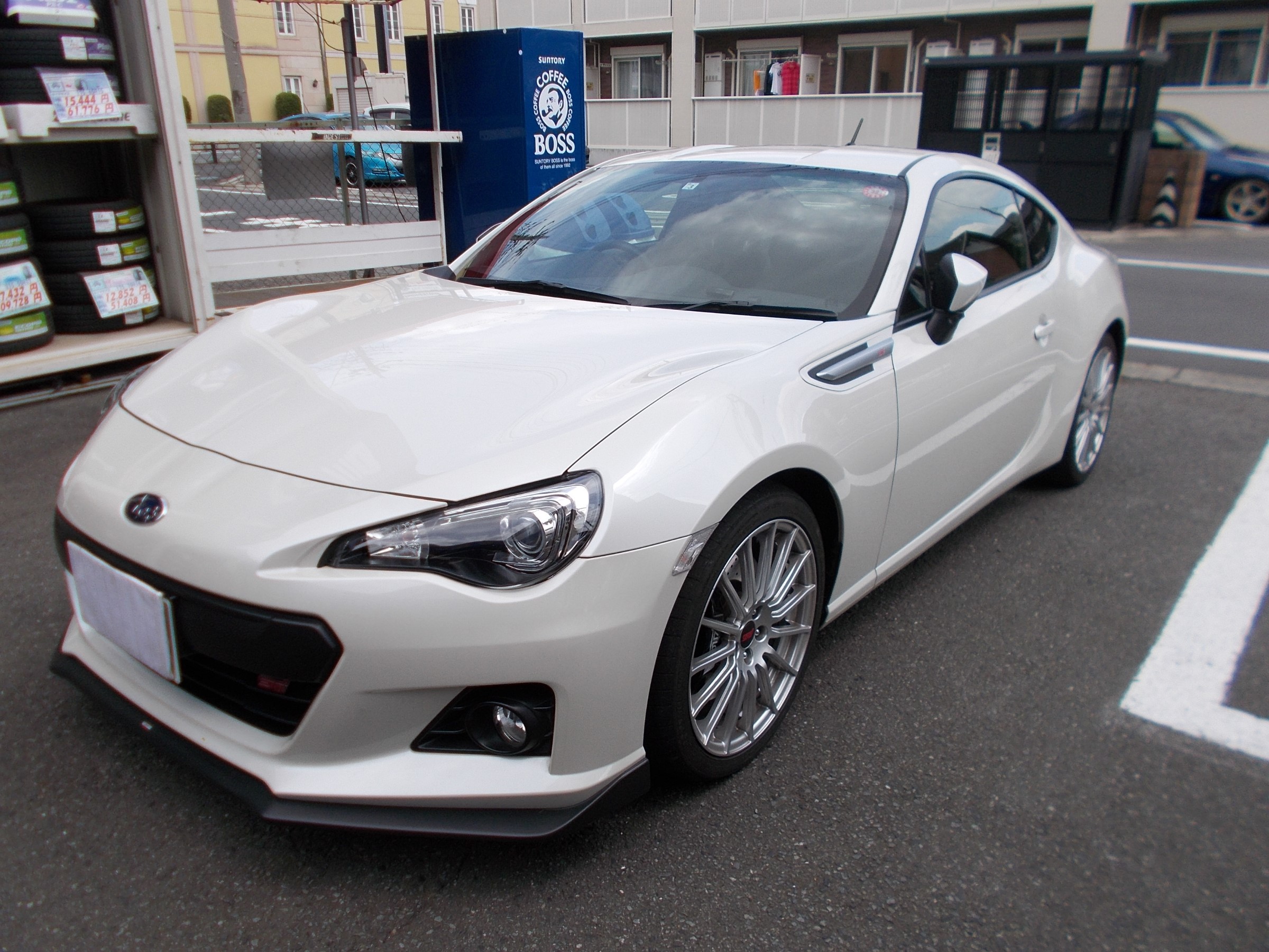 Brz レカロ製フルバケットシート Sp Gn 装着 持込み スバル Brz ホイール 4輪トータルアライメント測定 調整 作業日誌 コクピット 川越 お店の得意技紹介