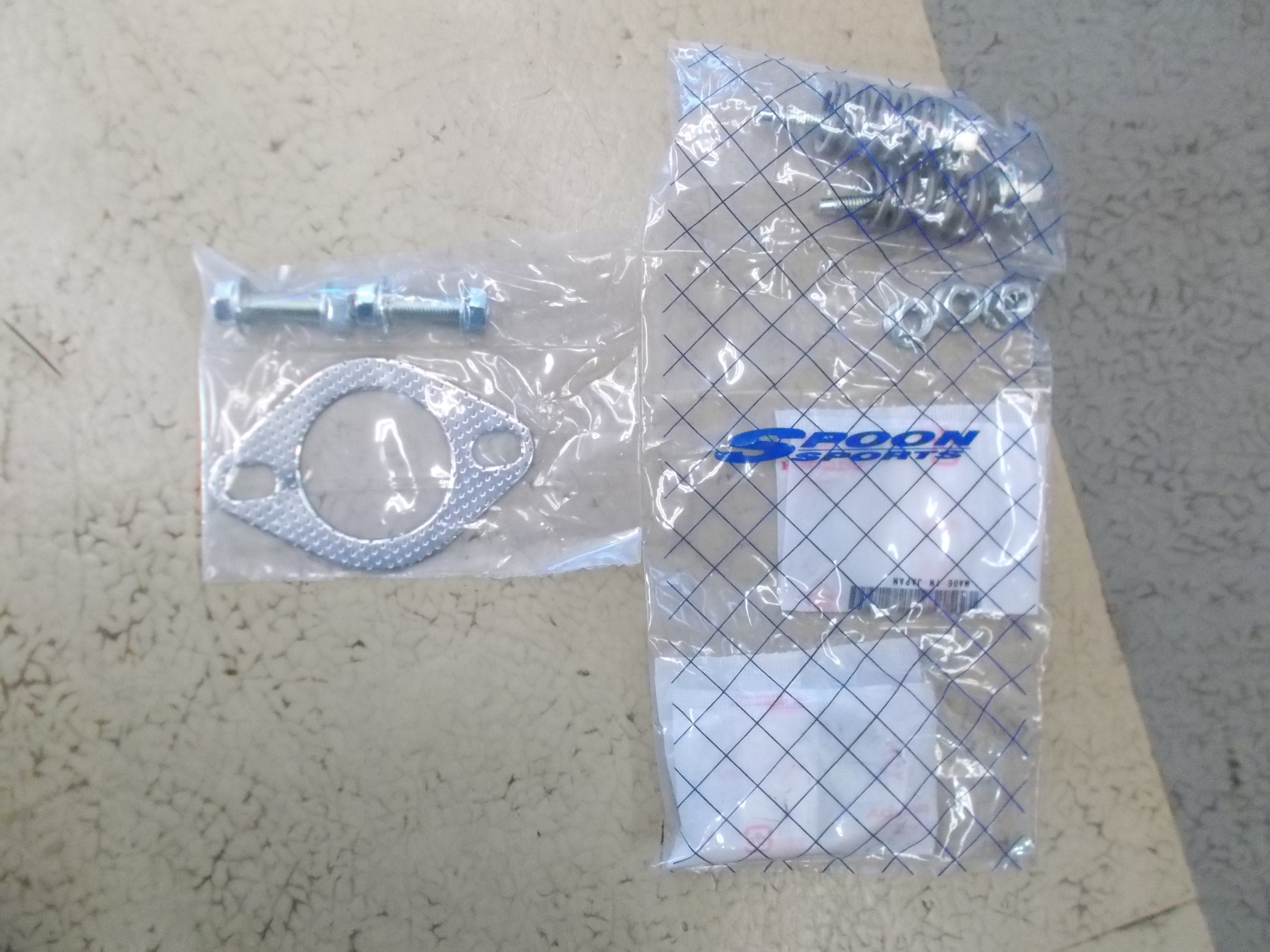 フィットRS スプーン製中間エキゾーストパイプ「PIPE-B」装着