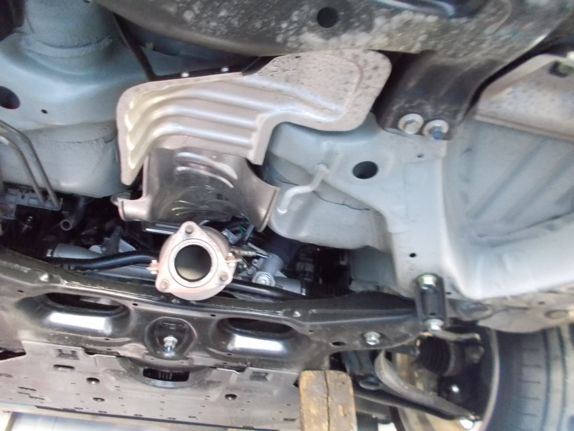 フィットRS スプーン製中間エキゾーストパイプ「PIPE-B」装着