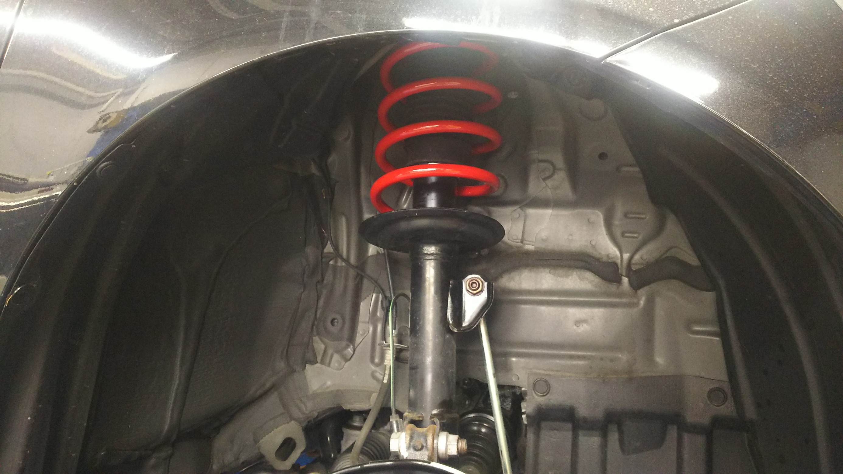 Ncp175g シエンタ へ Tanabe Nf210 装着 トヨタ シエンタ 足まわり サスペンション ブレーキ 足まわり サスペンション ブレーキ サスペンションパーツ関連取付 スタッフ日記 コクピット モリオカ 車のカスタマイズにかかわるスタッフより