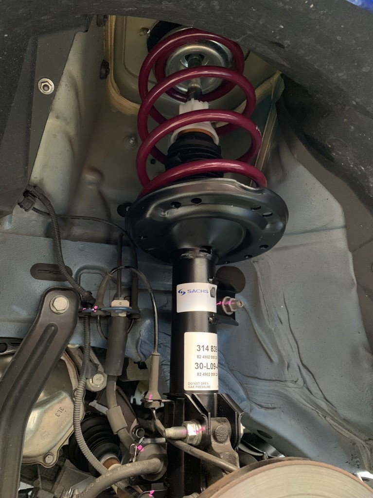 FIAT500S 足回りリフレッシュSACHS・ザックス四輪アライメント調整