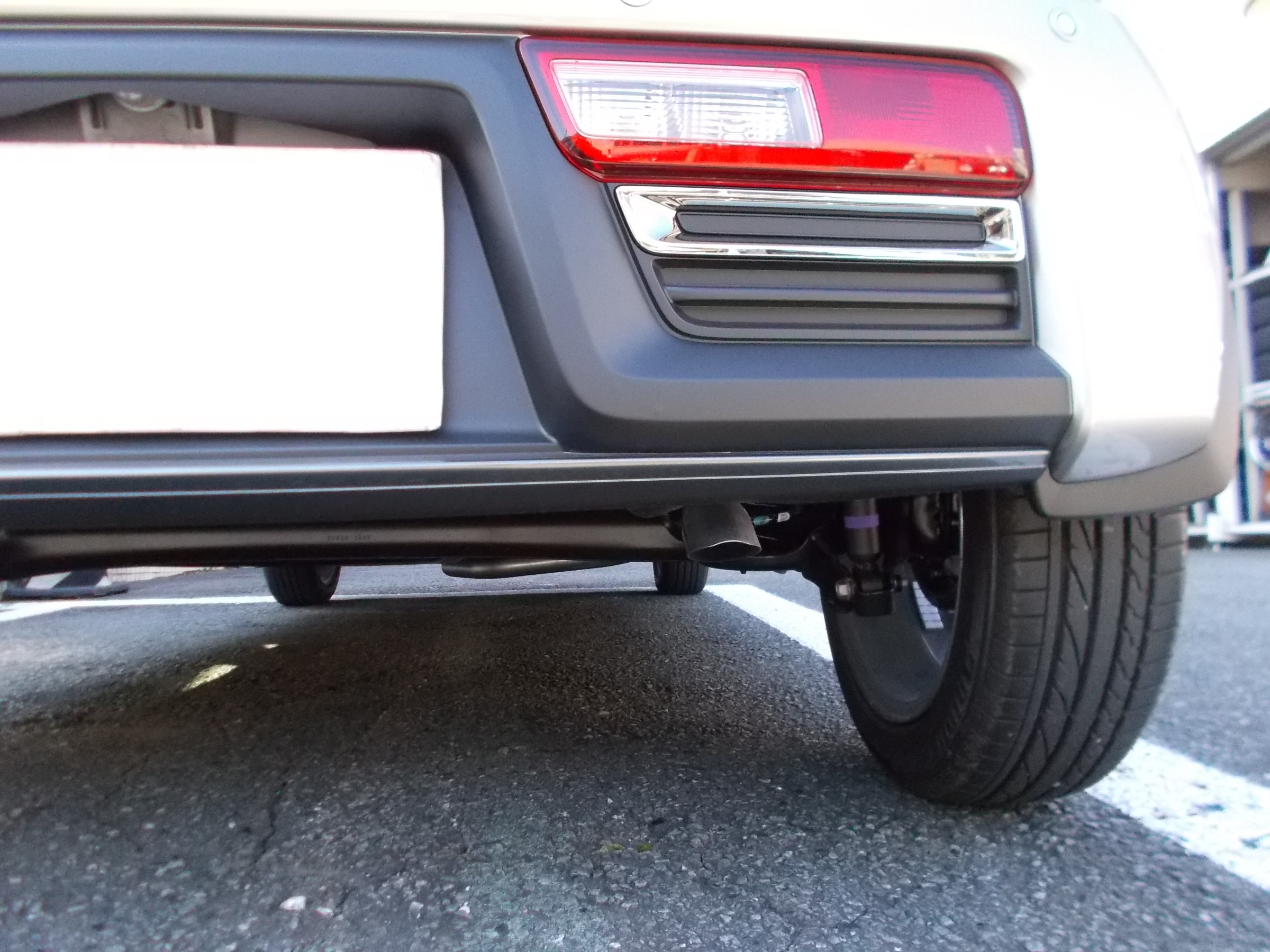 アルトワークス 柿本製保安基準適合スポーツマフラー Gt Box 06 S 装着 スズキ アルトワークス 吸 排気系 Hid Led その他電装系 マフラー交換 作業日誌 コクピット 川越 お店の得意技紹介