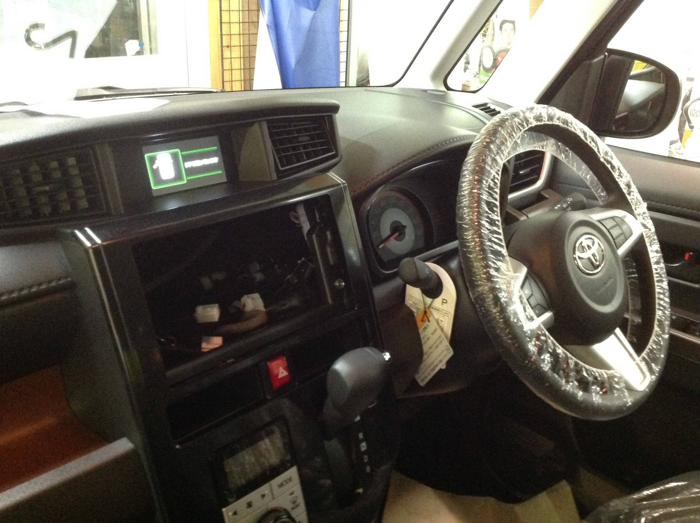 ルーミー9インチディスプレイオーディオ トヨタルーミーディスプレイオーディオ