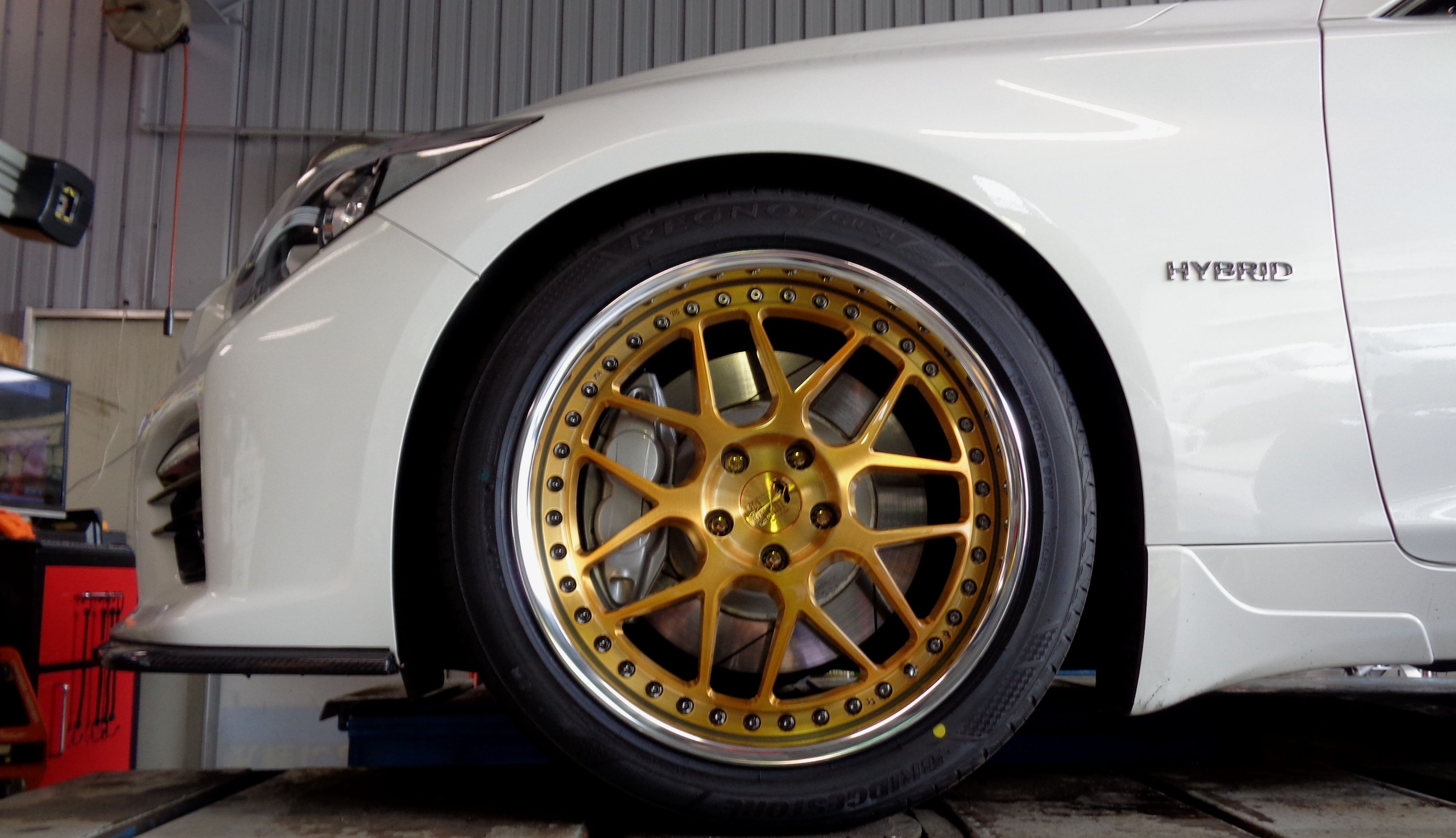 NISSAN SKYLINE 350GT Four HNV37 + SUPER STAR LEONHARDIRITT
