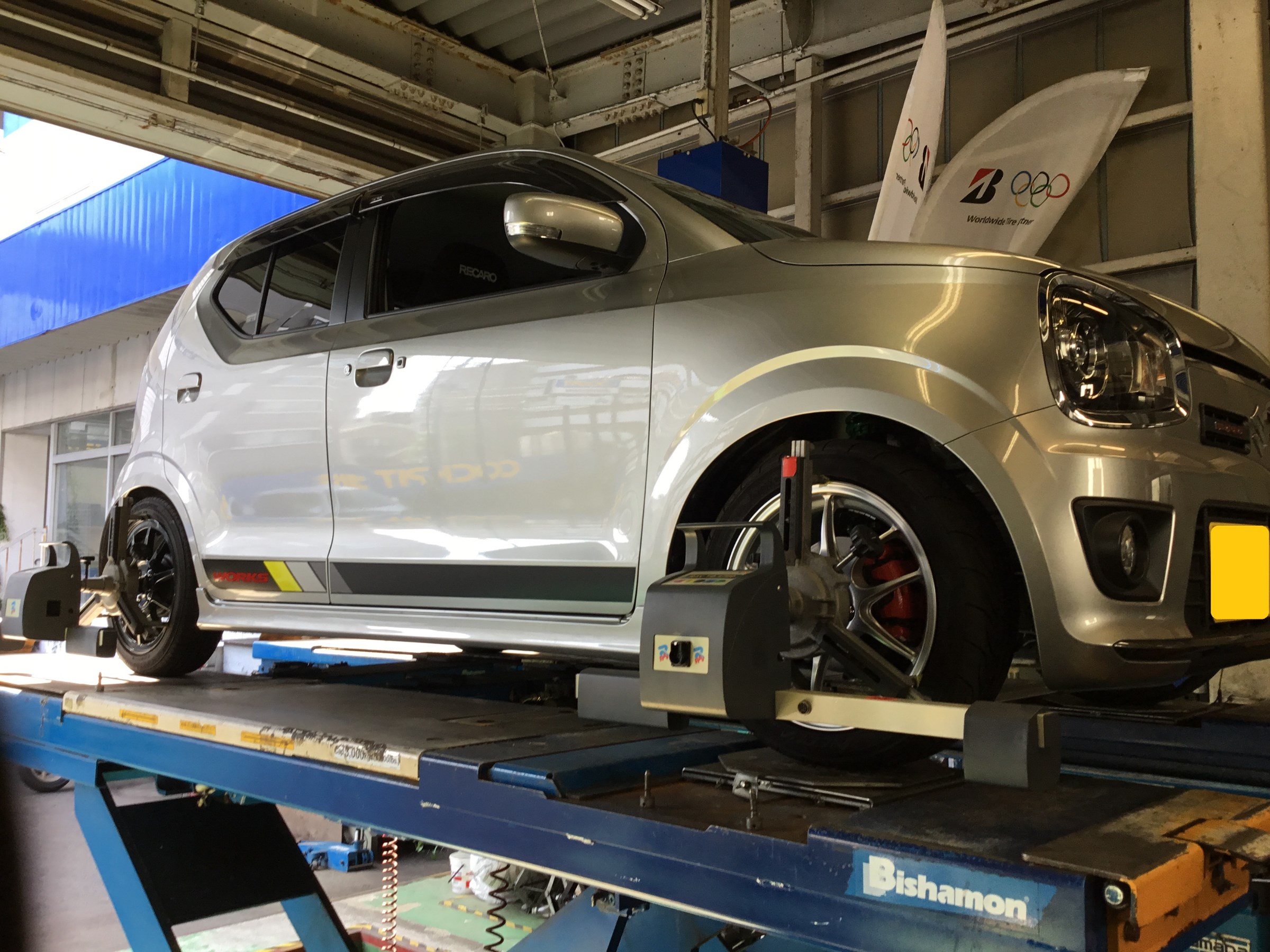 アルトワークス 車高調取付とアライメント テクニカルショーケース コクピット北6 お店の得意技紹介