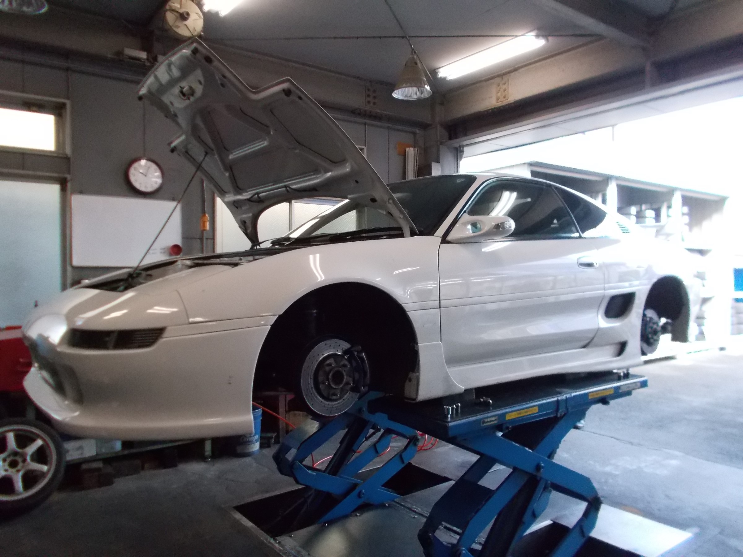 MR2 エンドレス製スポーツブレーキパッド装着＆純正ブレーキローター