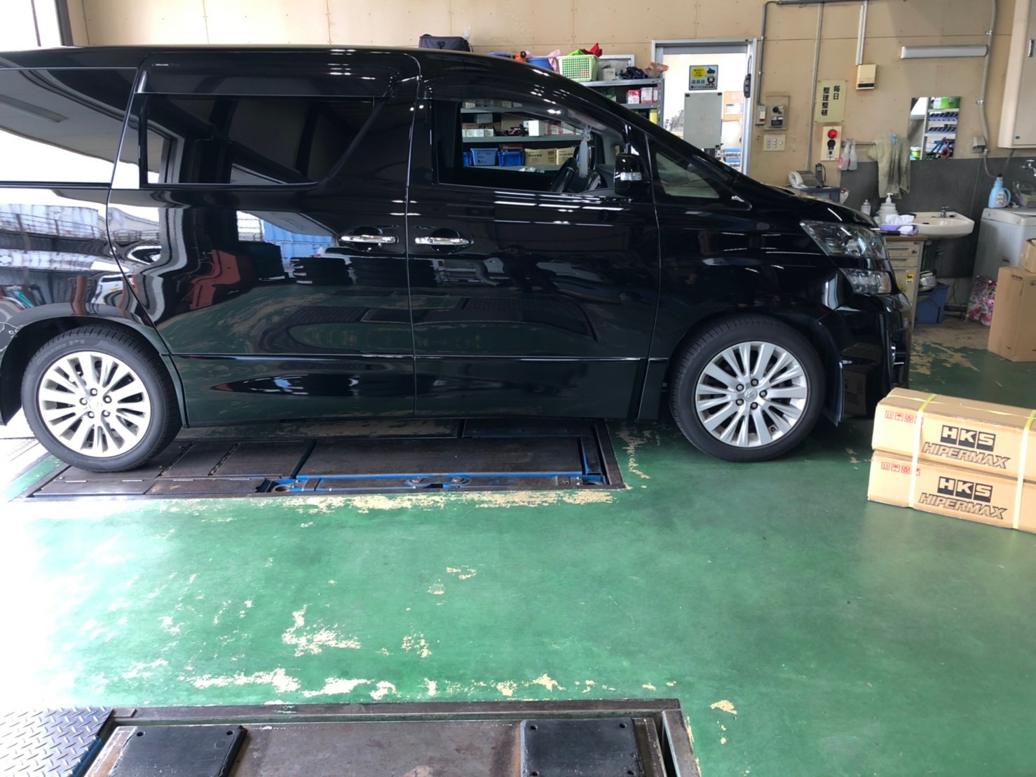 本日の車高調取り付け ヴェルファイア トヨタ ヴェルファイア 足まわり サスペンション ブレーキ 足まわり サスペンション ブレーキ サスペンションパーツ関連取付 よ ひんのさぎょうにっき スタイルコクピット 桑名 お店の得意技紹介
