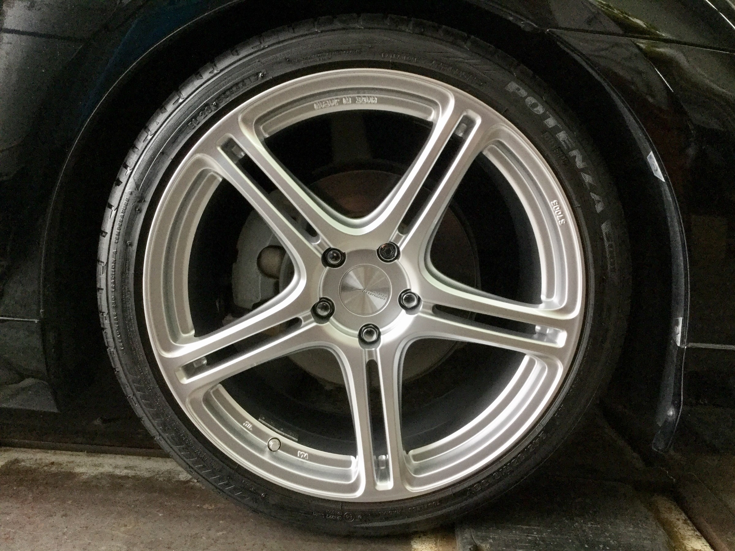 □トヨタ クラウン□ 〜POTENZアドレナリンSW005 19インチ