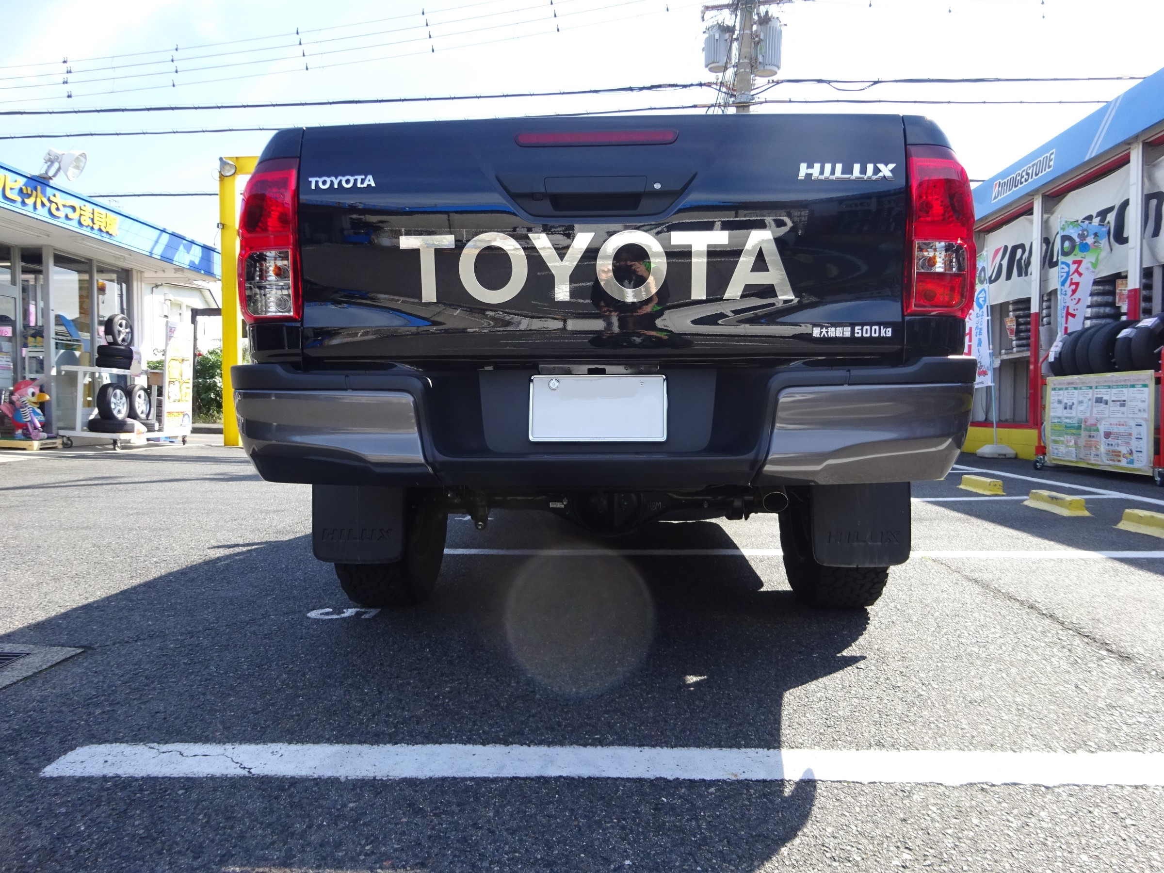 新型ハイラックス マフラー 新車外し （JAOS BATTLEZ マフラー