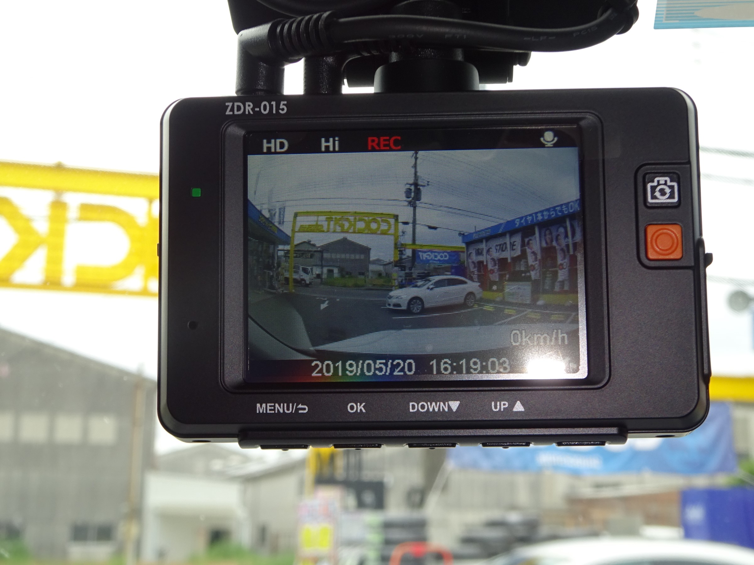 ボルボ Xc60 ドライブレコーダー取り付け ボルボ Xc60 Av カーナビ ドライブレコーダー Etc Av カーナビ ドライブレコーダー Etc オーディオ取付 Staff日記 コクピット さつま貝塚 車のカスタマイズにかかわるスタッフより