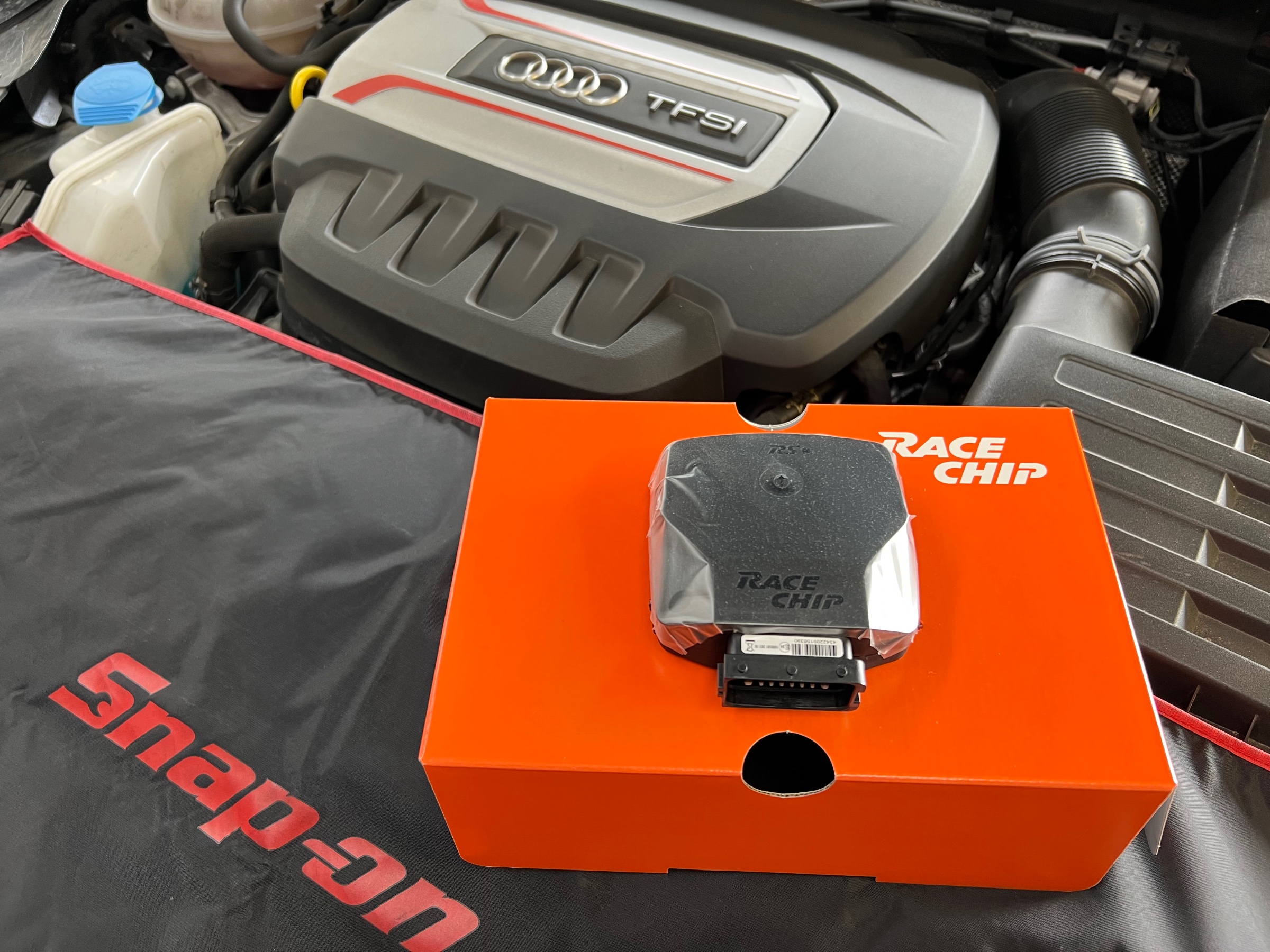 評判 <br>TMワークスRaceChip RS <br>AUDI S3 2.0 TFSI 8PCDLF 256PS 330Nm 