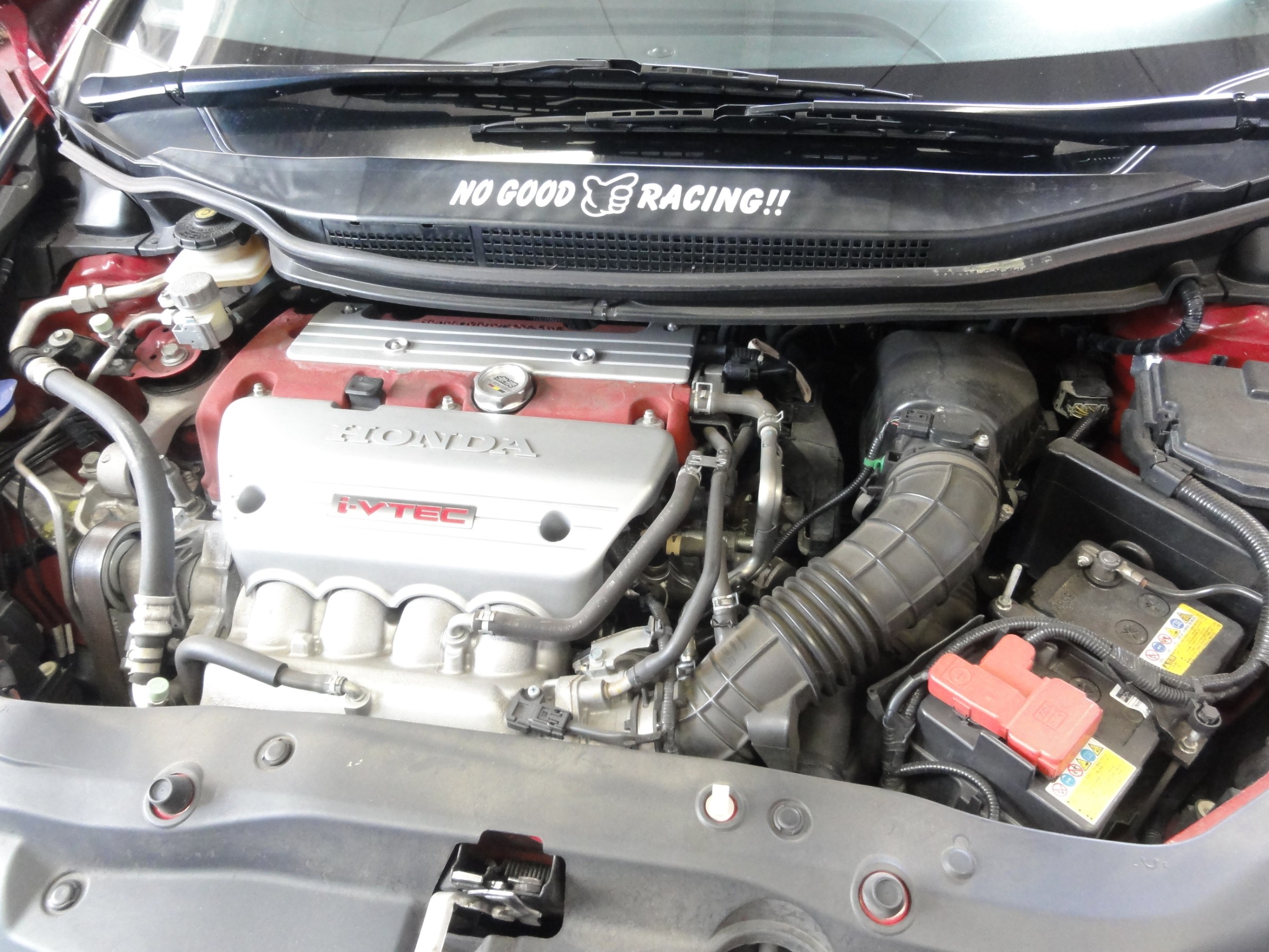 シビック タイプRユーロ（FN2） エンジンオイル交換。 ホンダ シビックタイプR メンテナンス（オイル・バッテリー他） メンテナンス