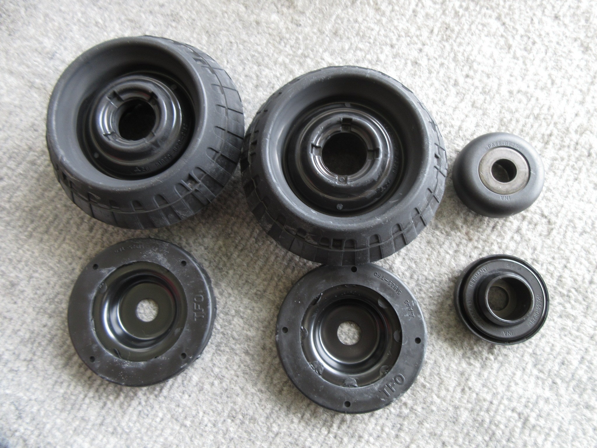 今週末まで開催中の“クスコ車高調フェア”でお得にゲットしました