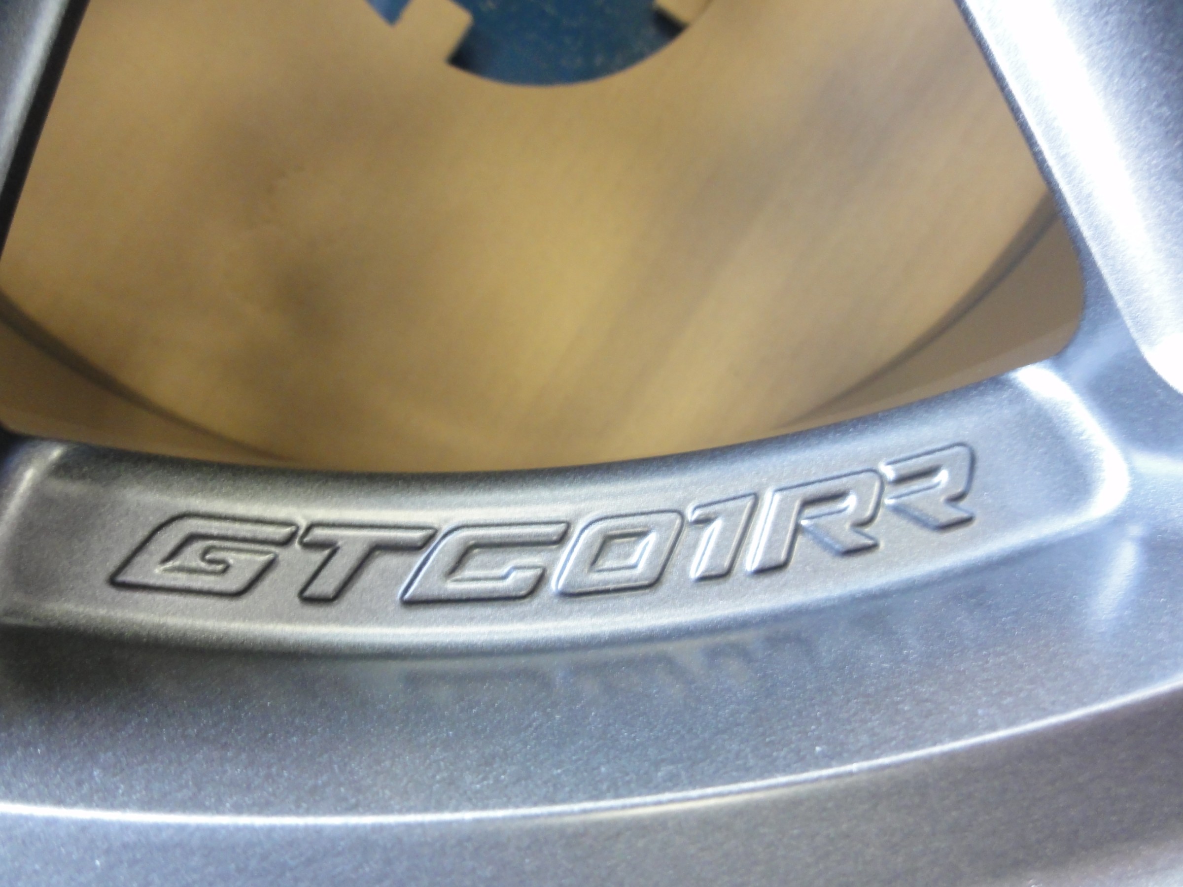 BRZ（ZD8）エンケイ製アルミホール「GTC01RR」＆ブリヂストン